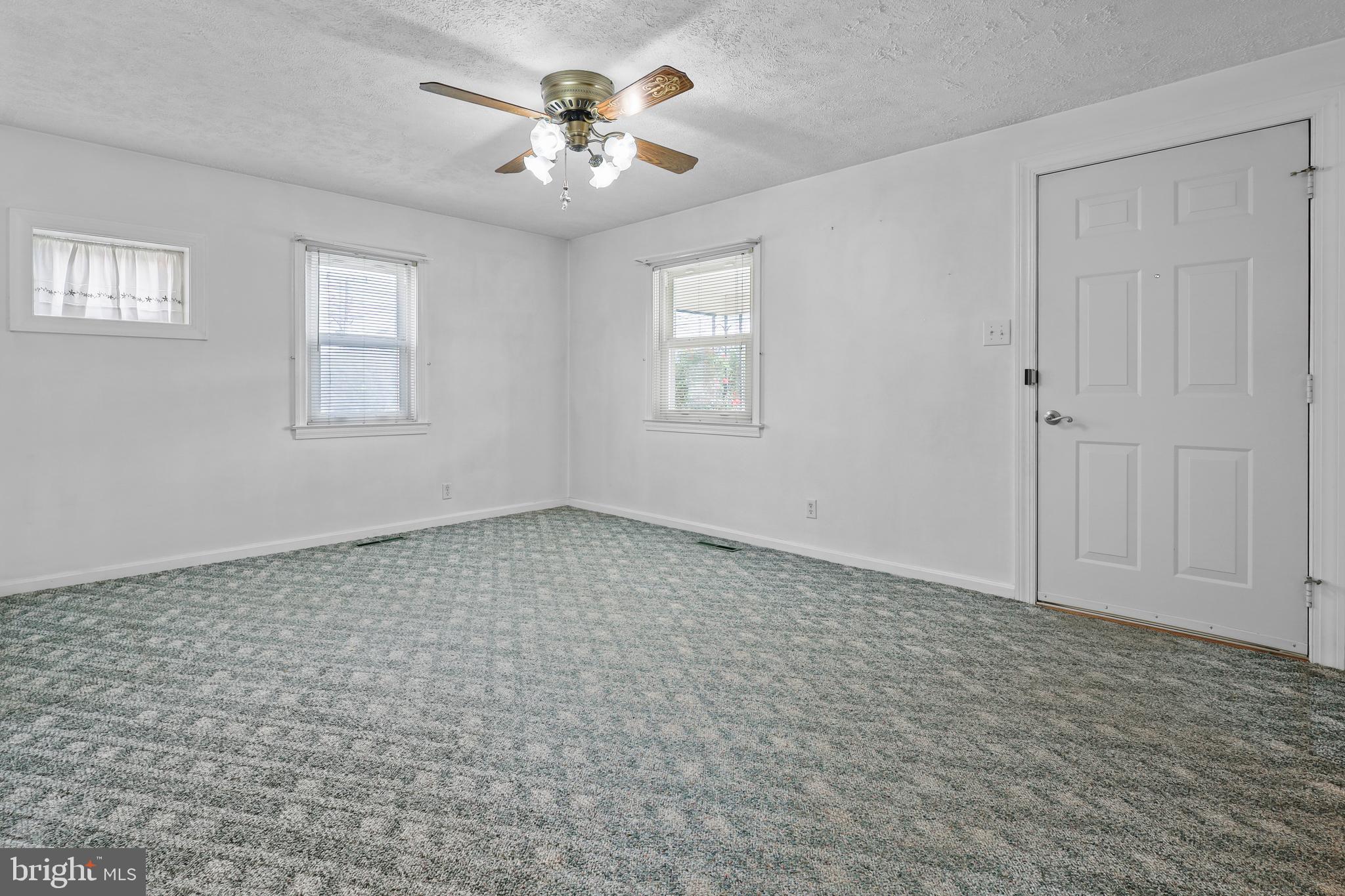 DOWNING ESTATES - Residential