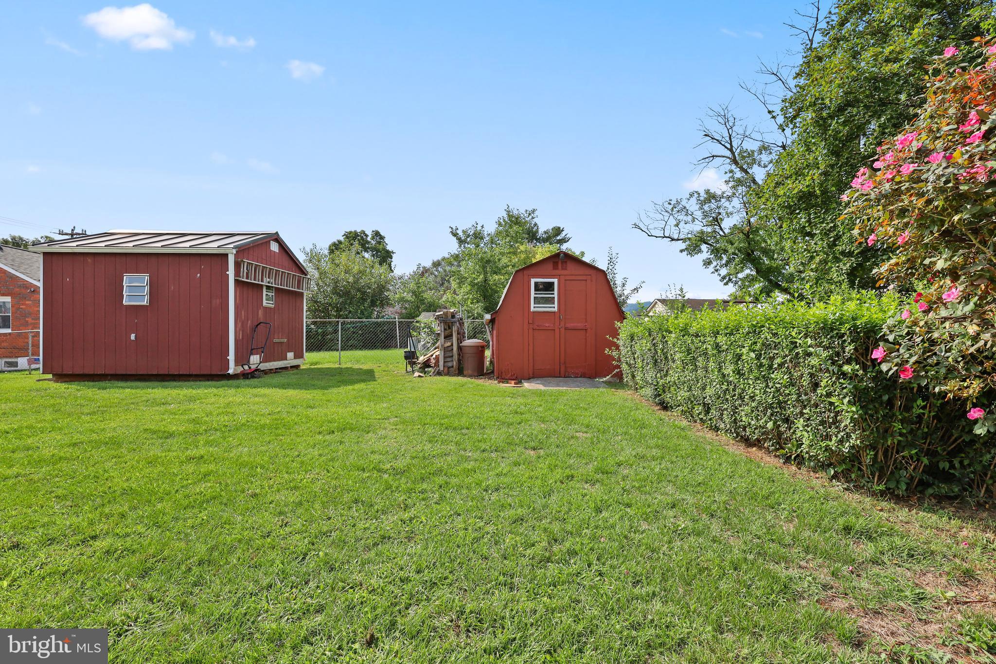 DOWNING ESTATES - Residential