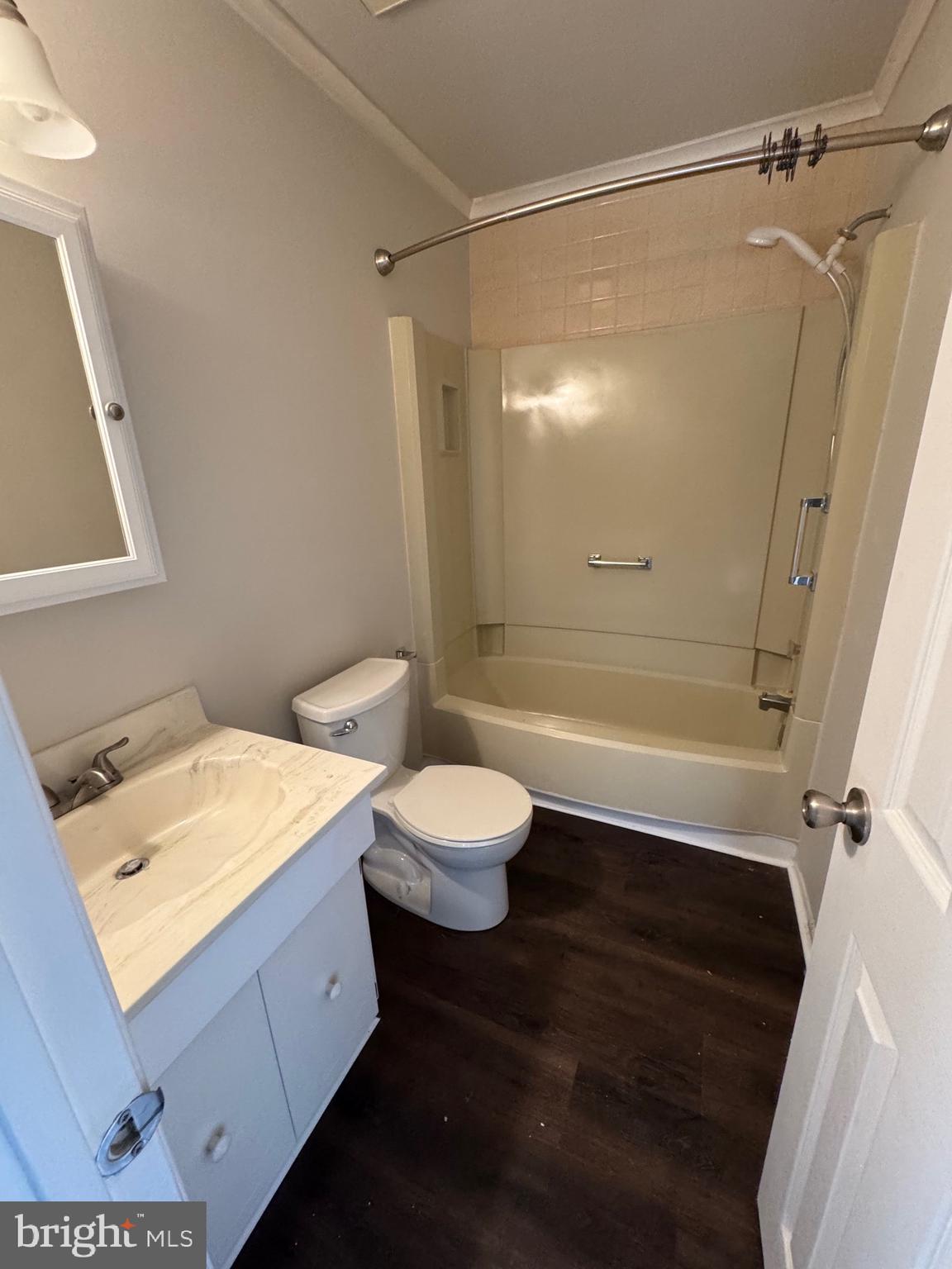 BIRCHWOOD - Residential Lease