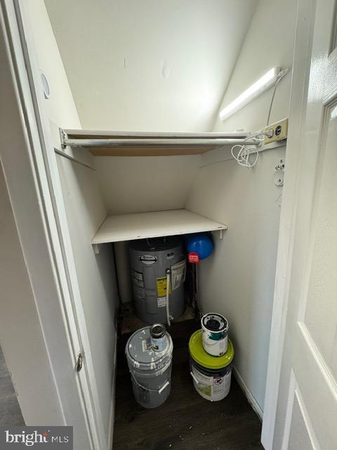 BIRCHWOOD - Residential Lease