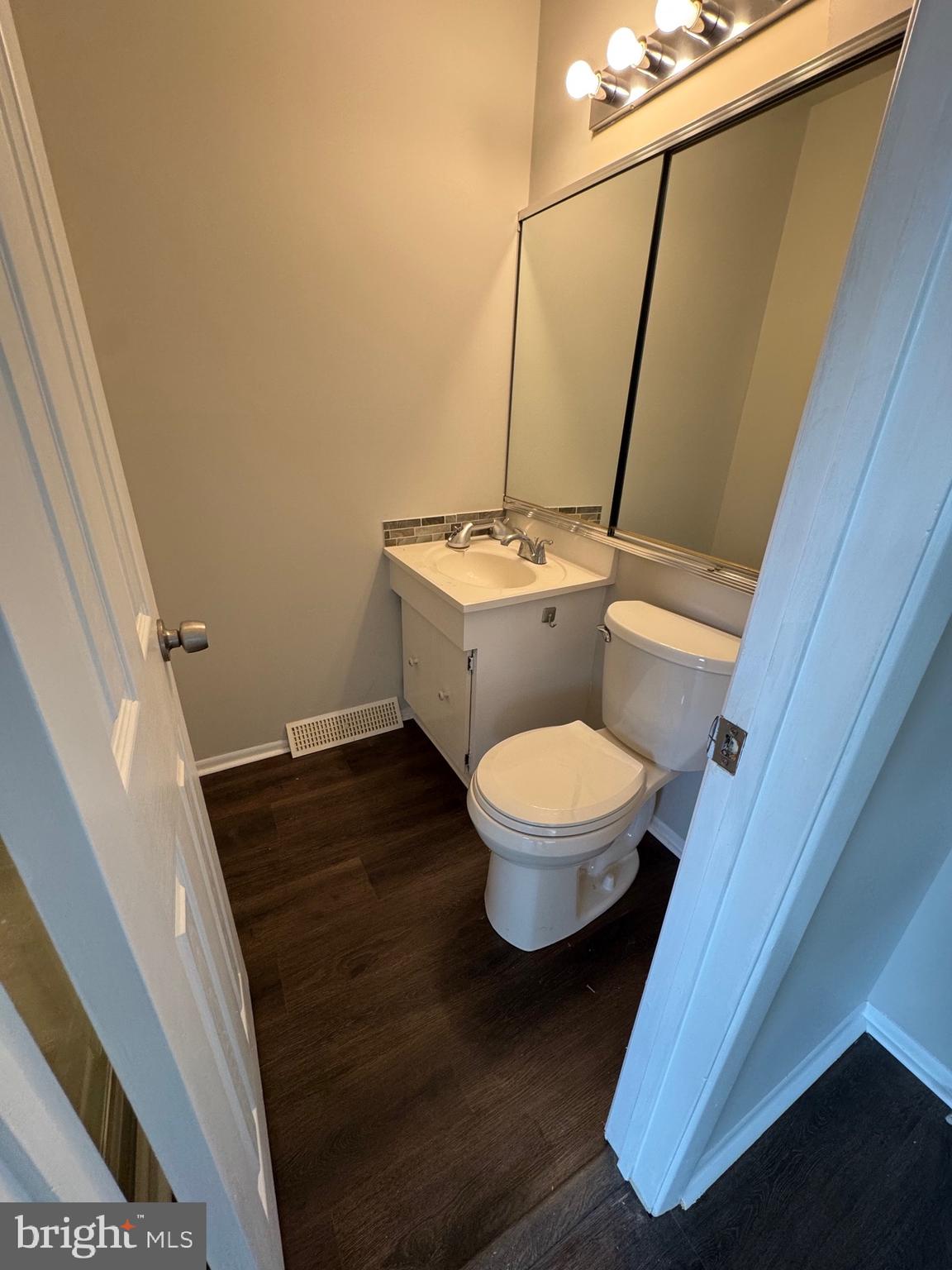 BIRCHWOOD - Residential Lease