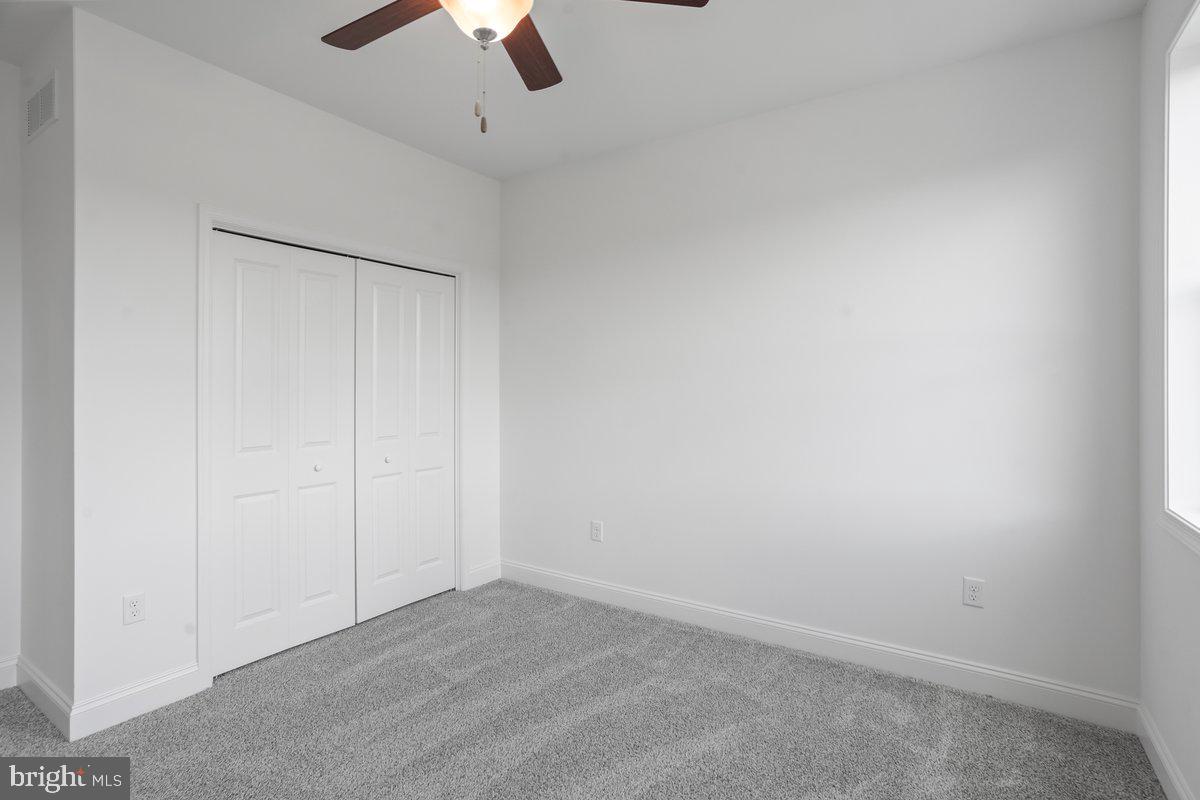 THE MEADOWS AT COLONIAL CLUB - Residential