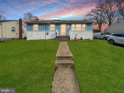 Photo of 337 Murray Avenue, BELLMAWR, NJ 08031 (MLS # NJCD2107440)