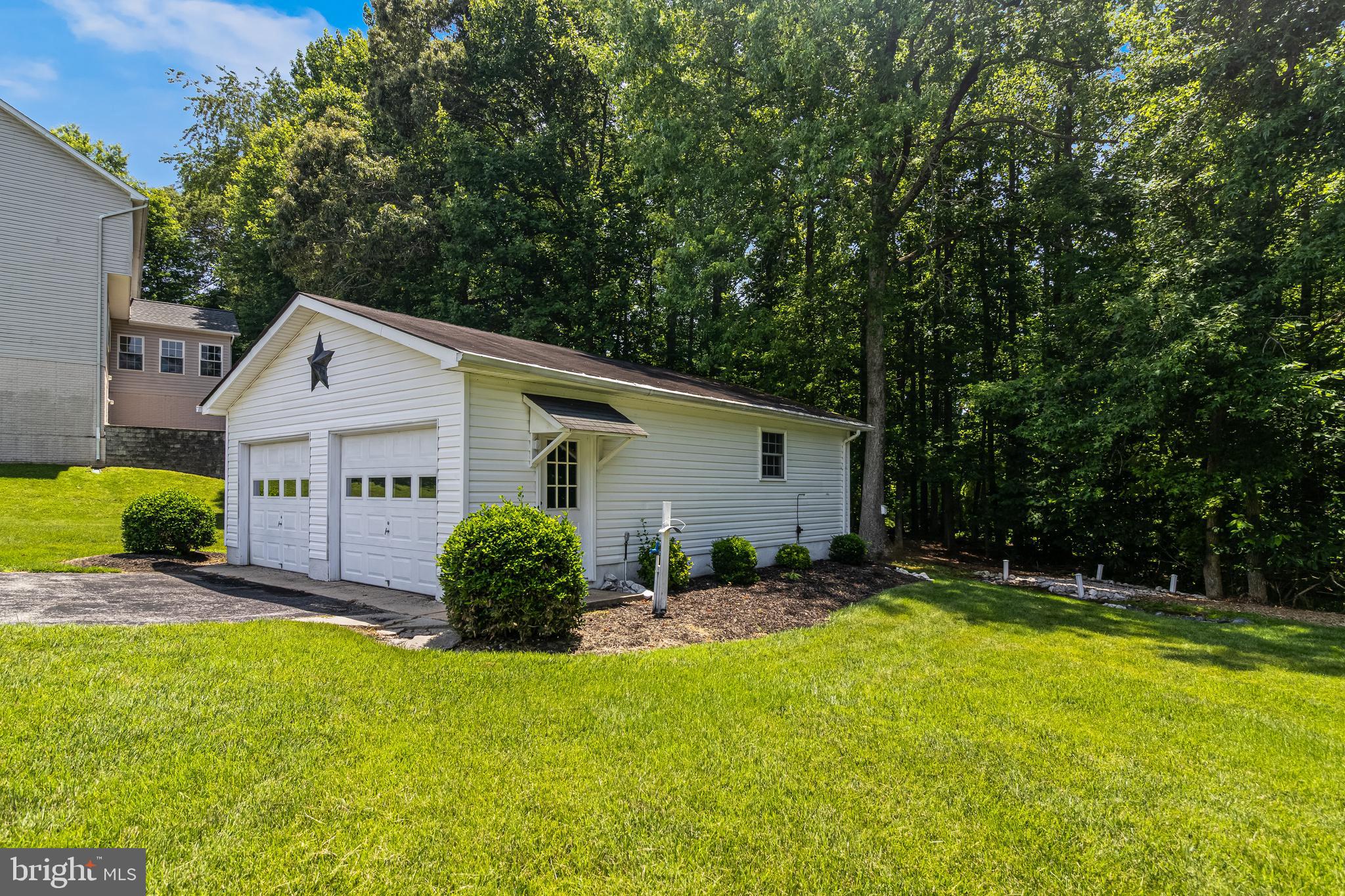 12310 LONGLEAF LANE