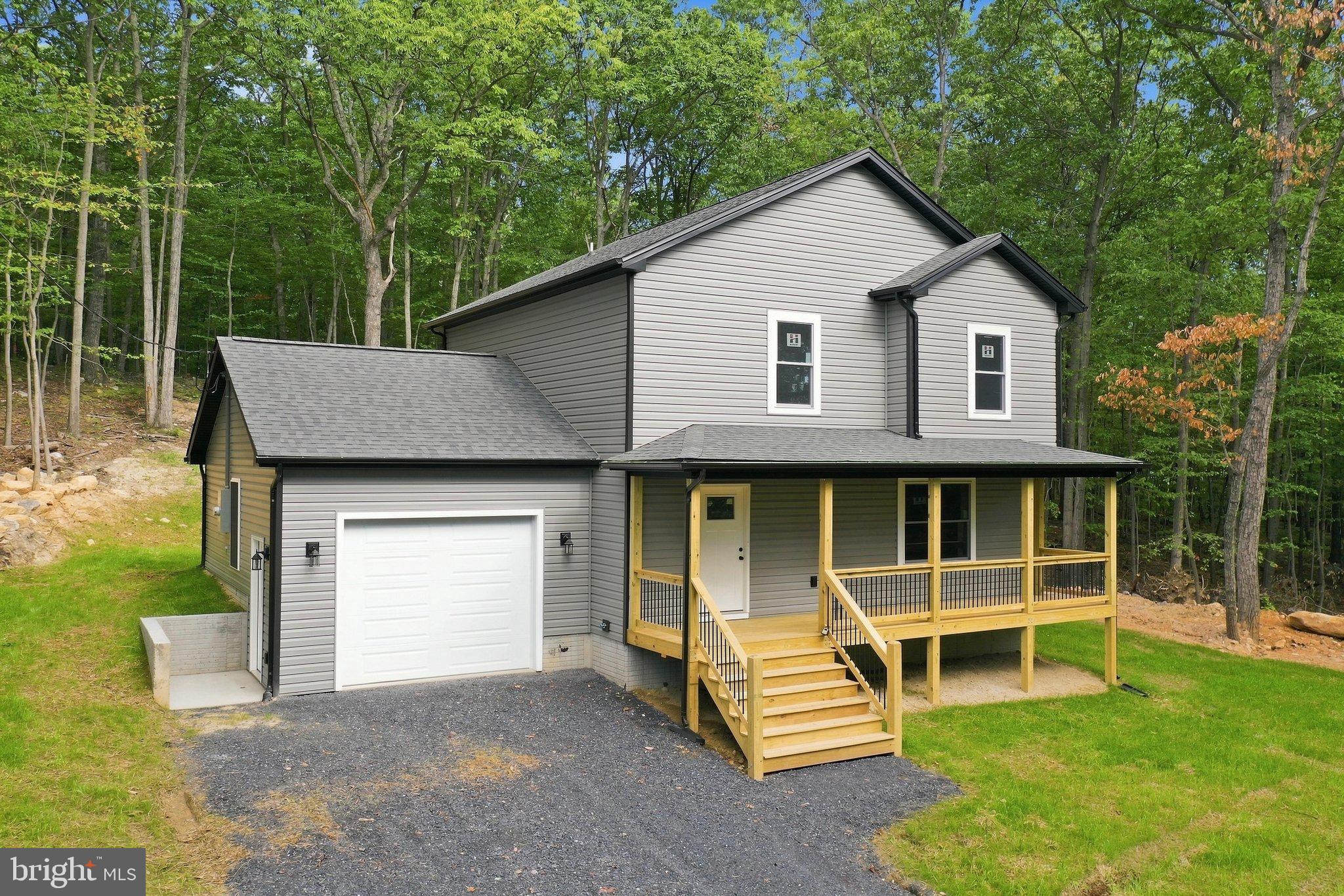 813 CROW DRIVE