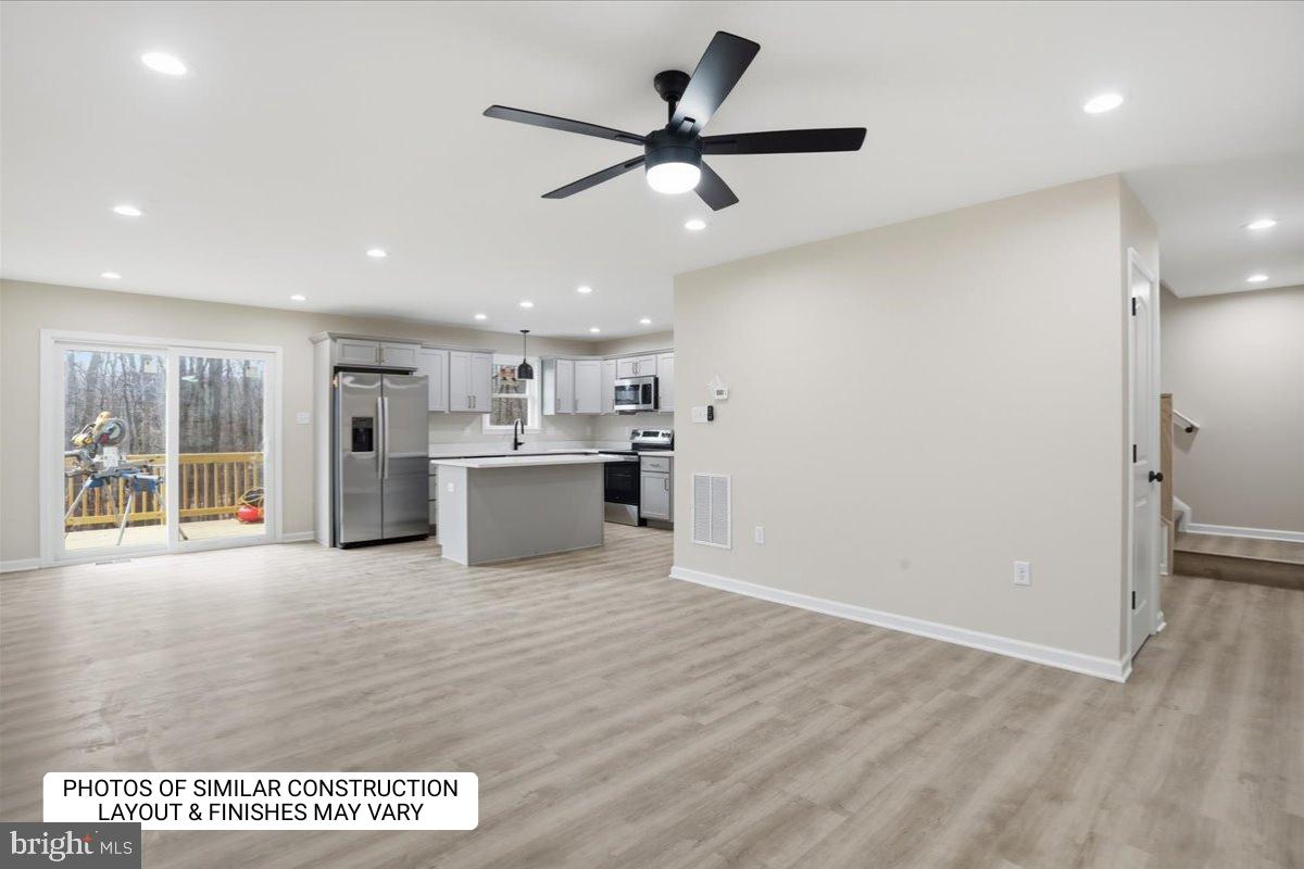 813 CROW DRIVE