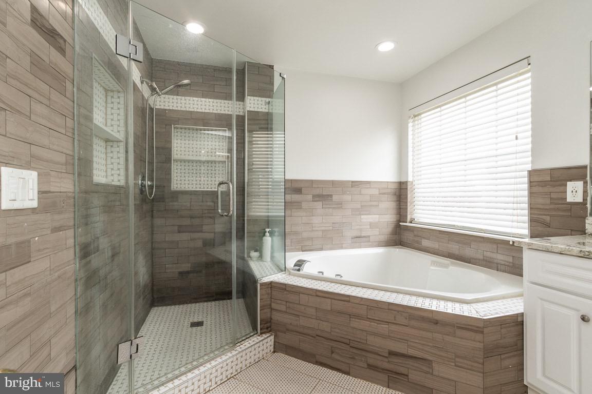 HIGHLANDS OF WARRENTON PHASE 2 - Residential