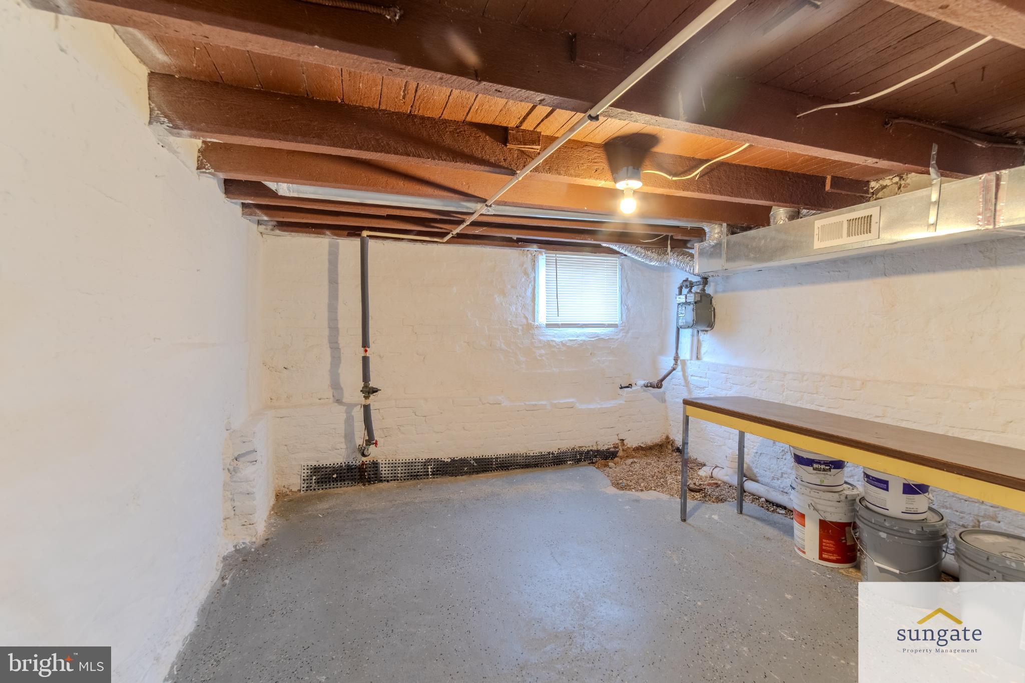 MCELDERRY PARK - Residential Lease