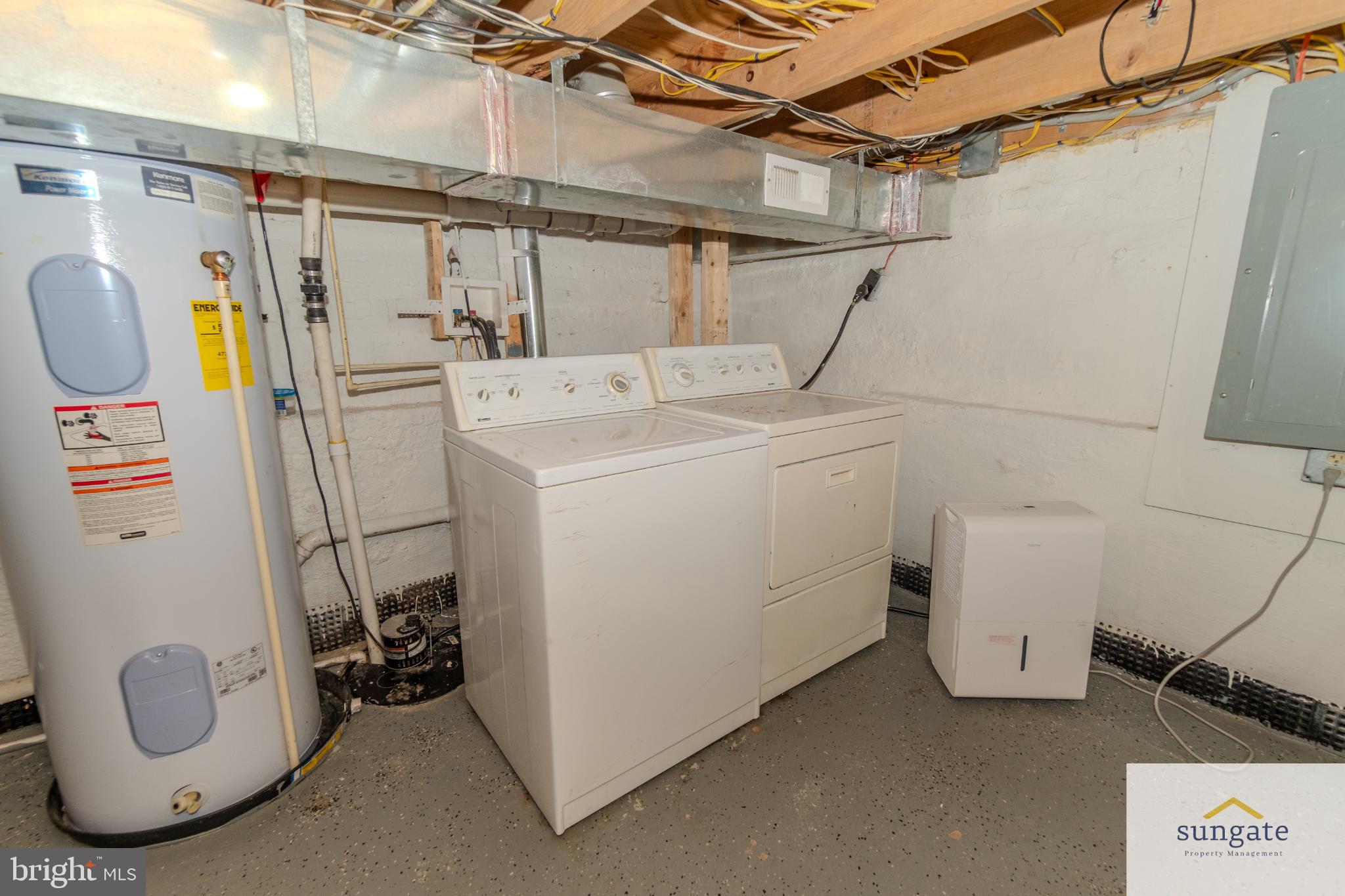 MCELDERRY PARK - Residential Lease