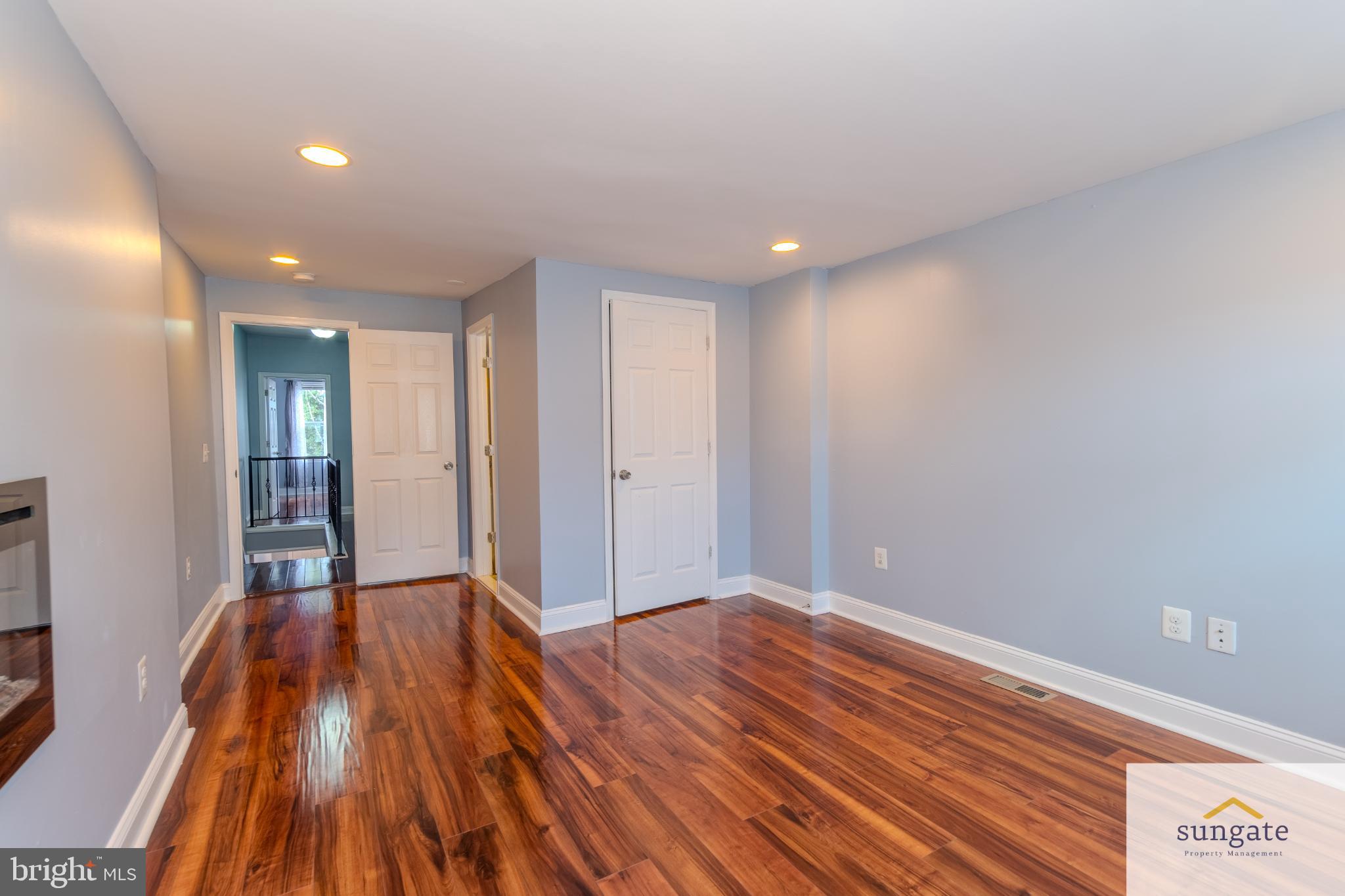 MCELDERRY PARK - Residential Lease