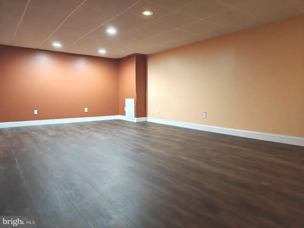 104 Coventry Way, Mount Laurel, NJ 08054