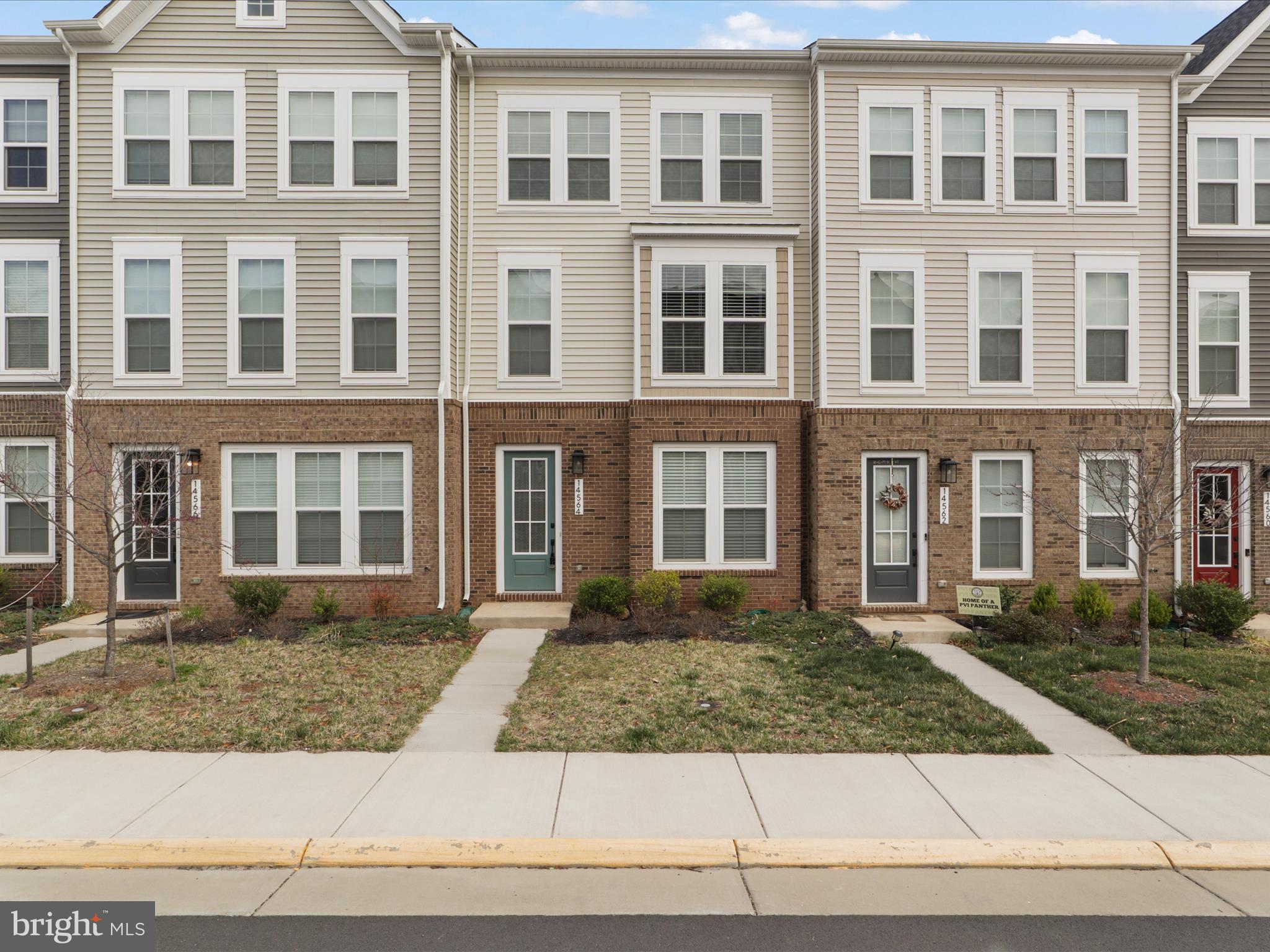 ROBINSON MANOR - Residential Lease