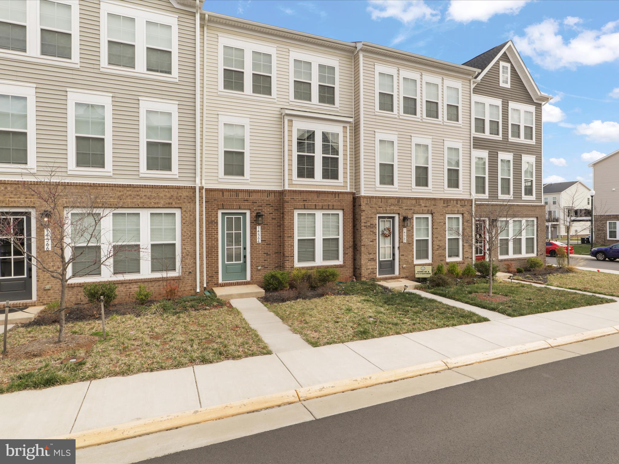 ROBINSON MANOR - Residential Lease