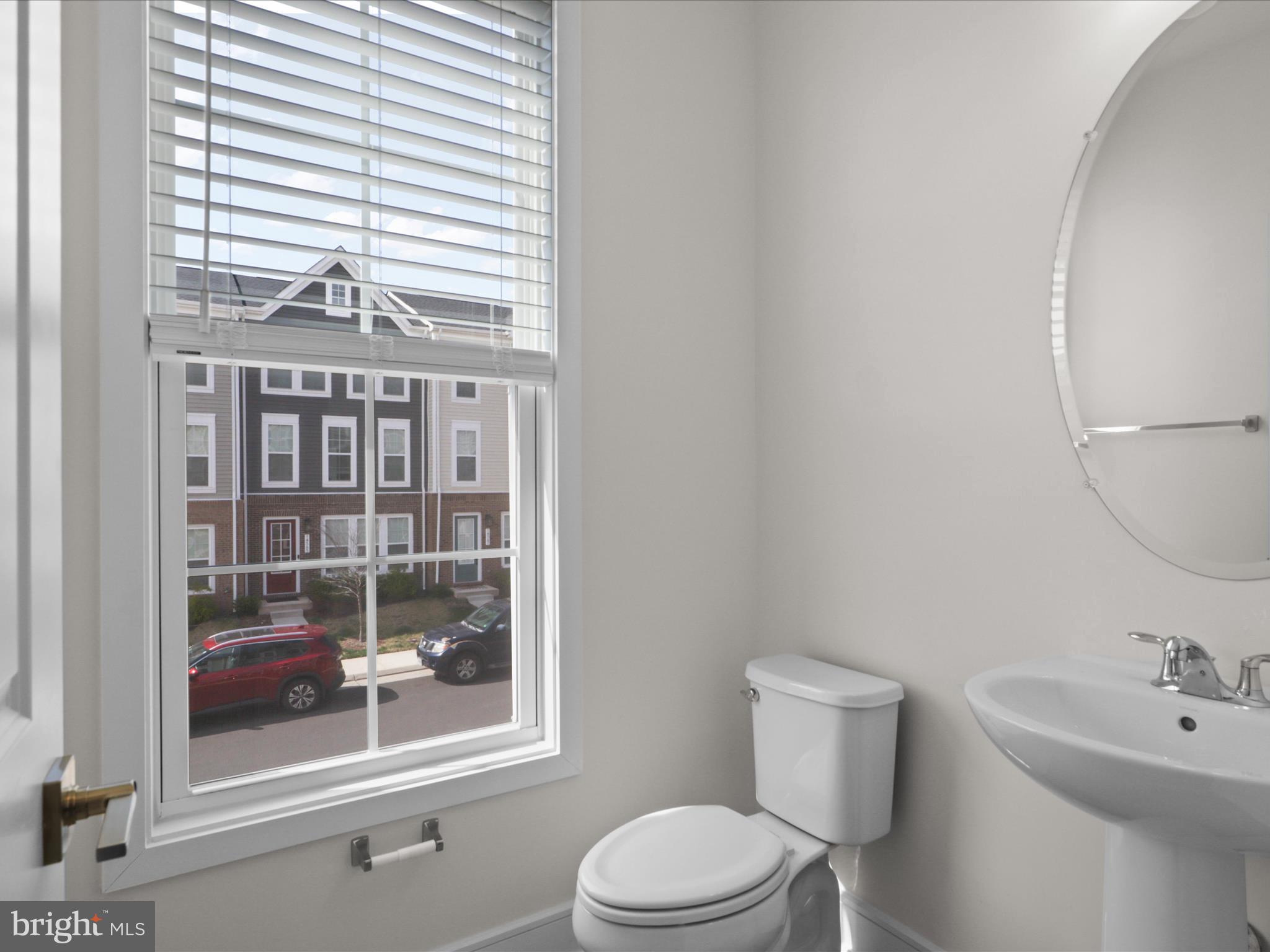 ROBINSON MANOR - Residential Lease