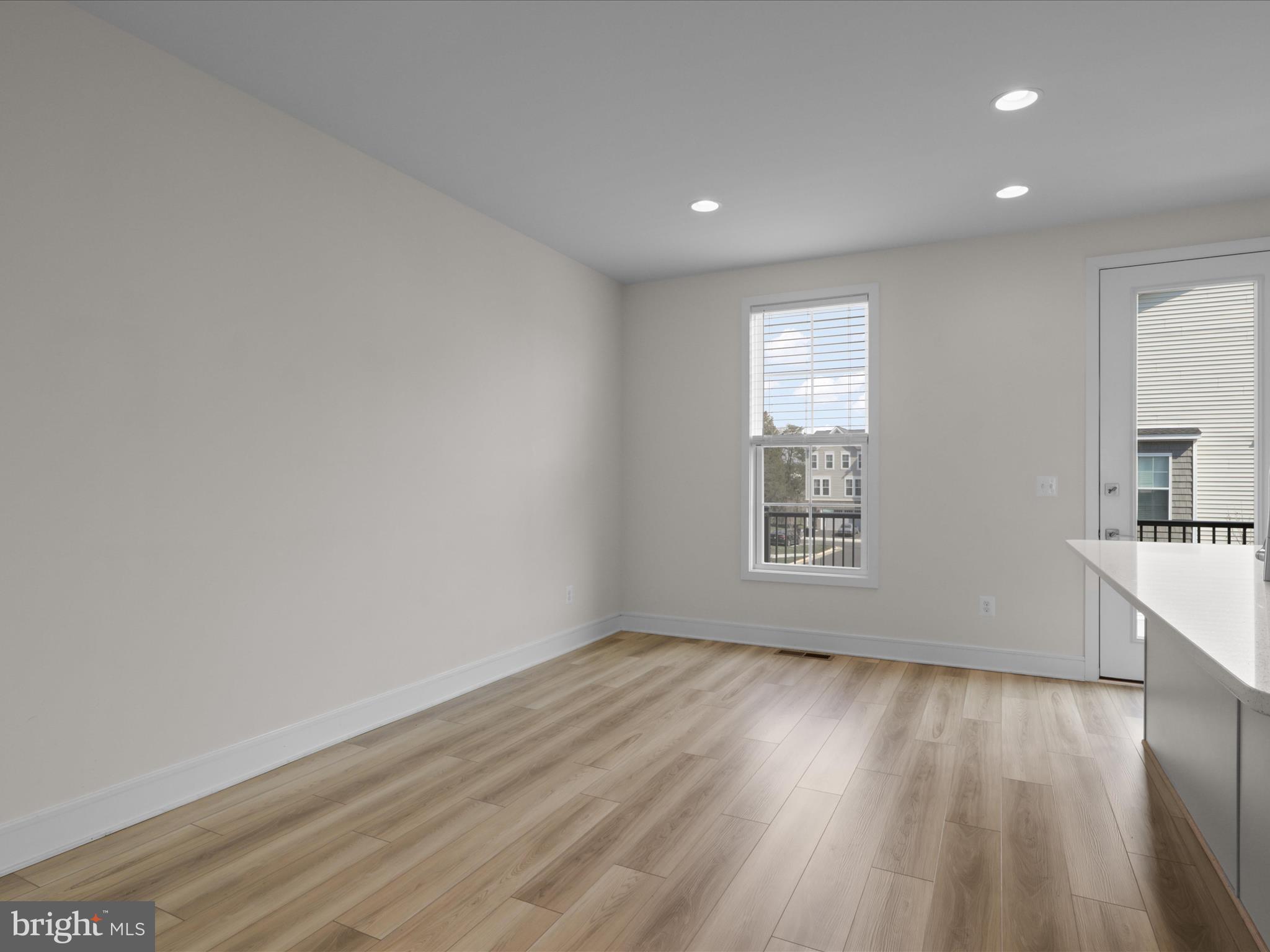 ROBINSON MANOR - Residential Lease