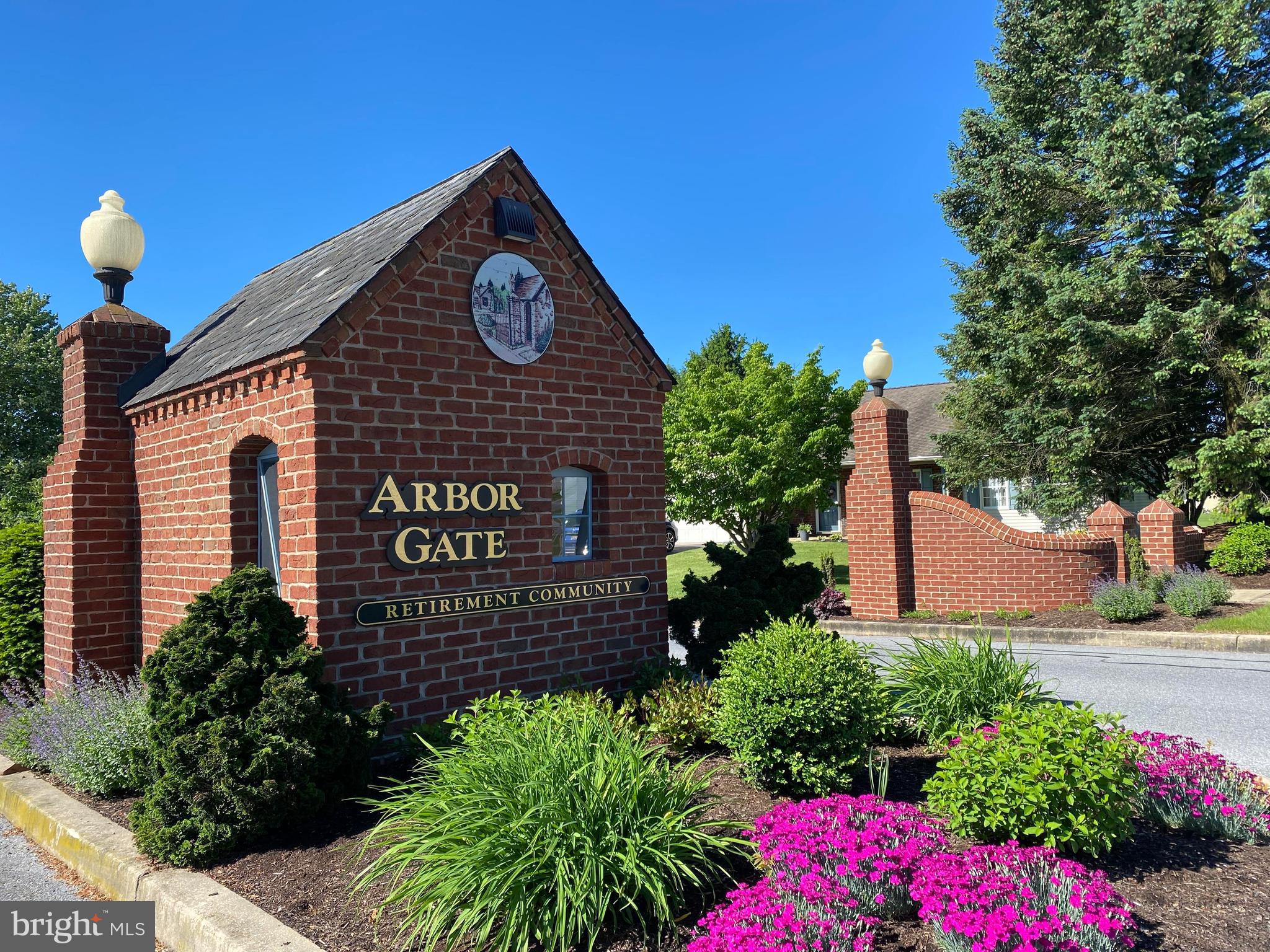 ARBOR GATE - Residential