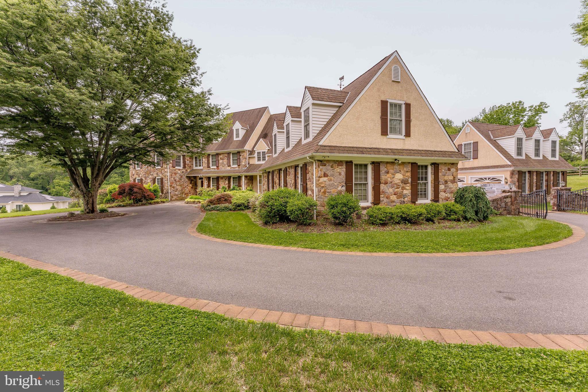 201 DOGWOOD SLOPE ROAD