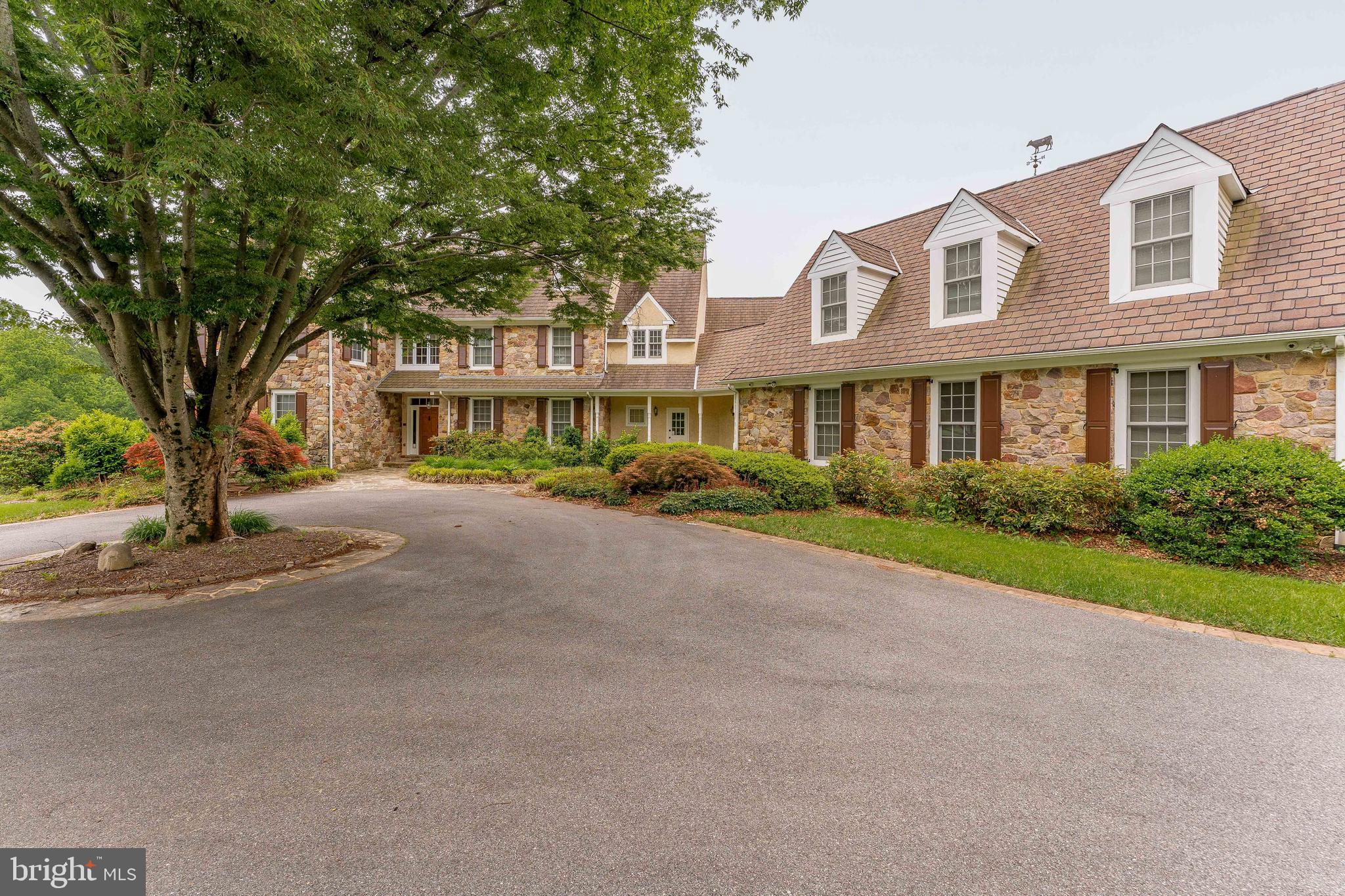 201 DOGWOOD SLOPE ROAD