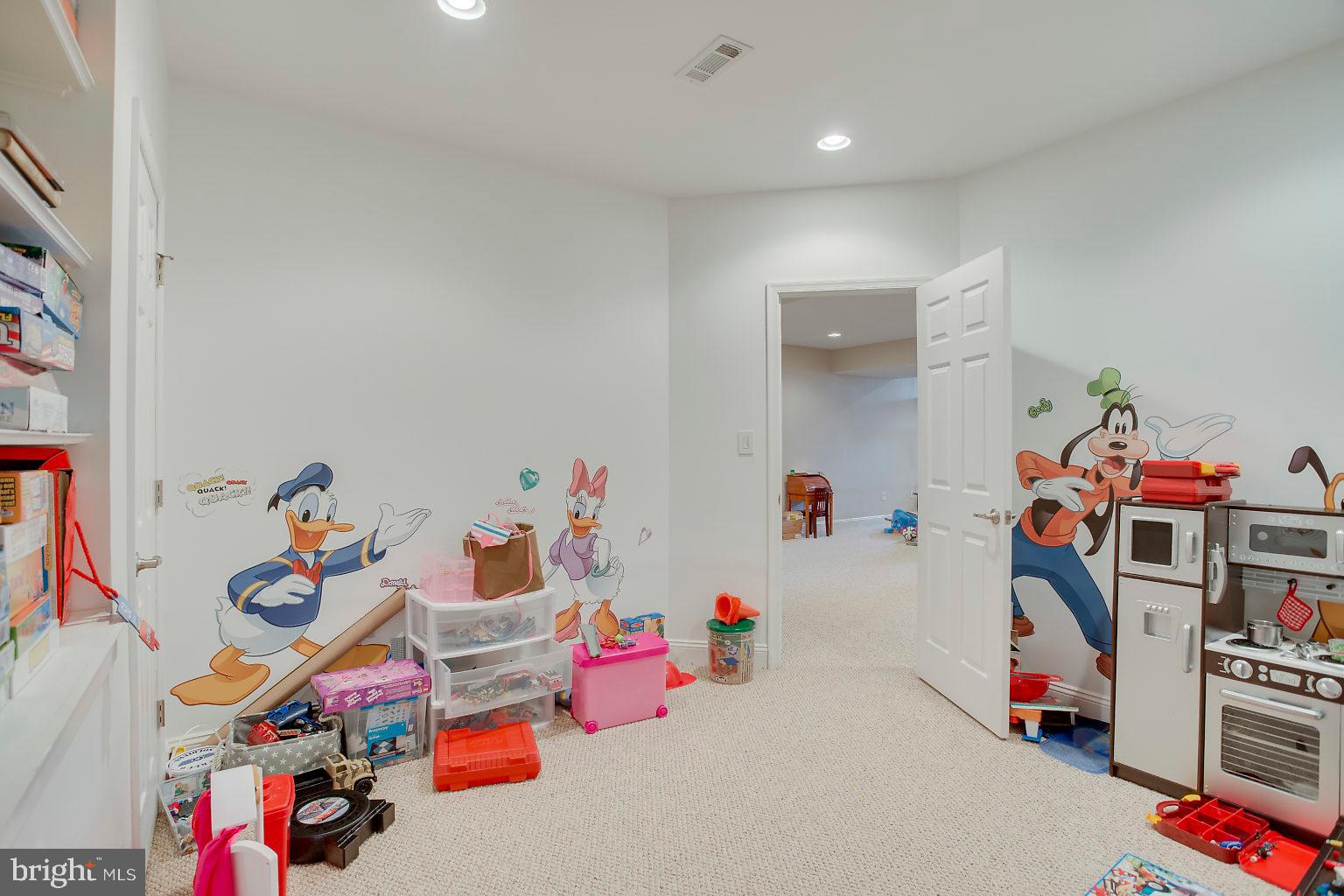 FIELDS AT PERRY HALL - Residential