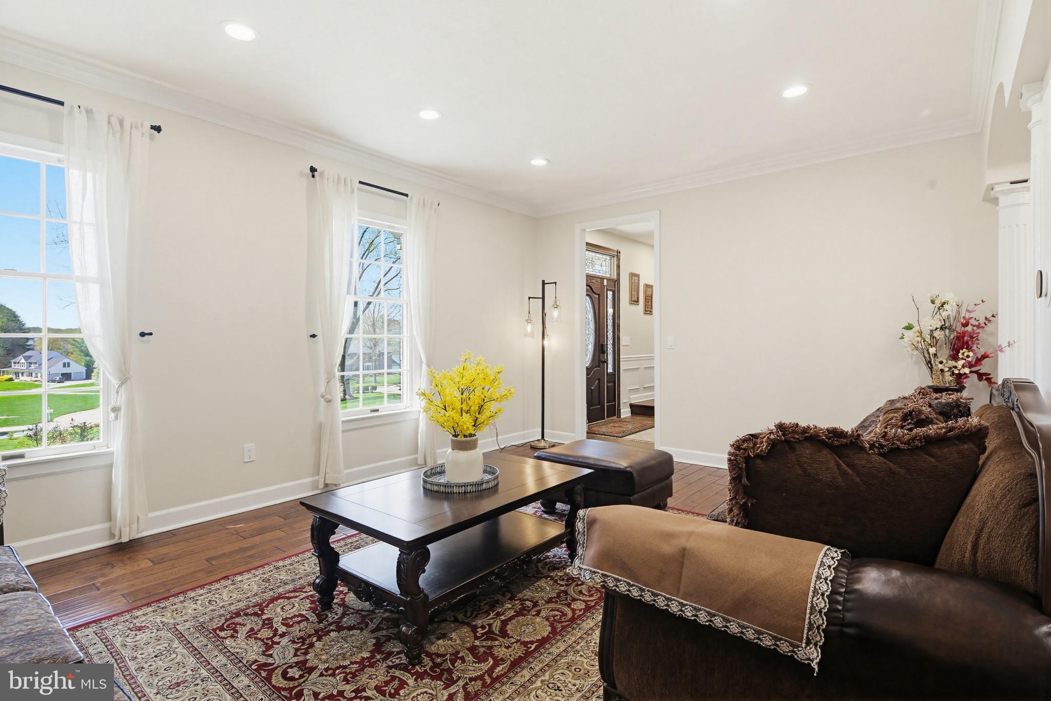 SHERLOCK HOLMES ESTATES - Residential