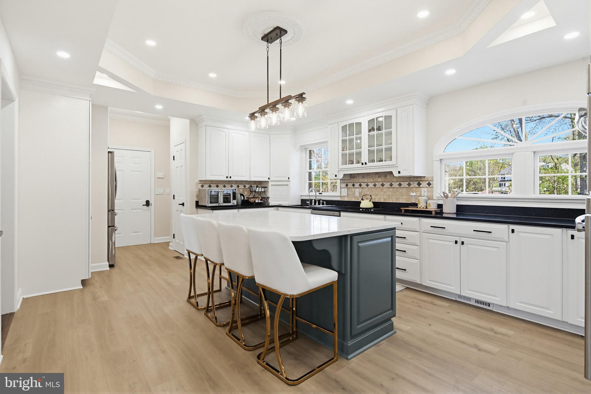 SHERLOCK HOLMES ESTATES - Residential