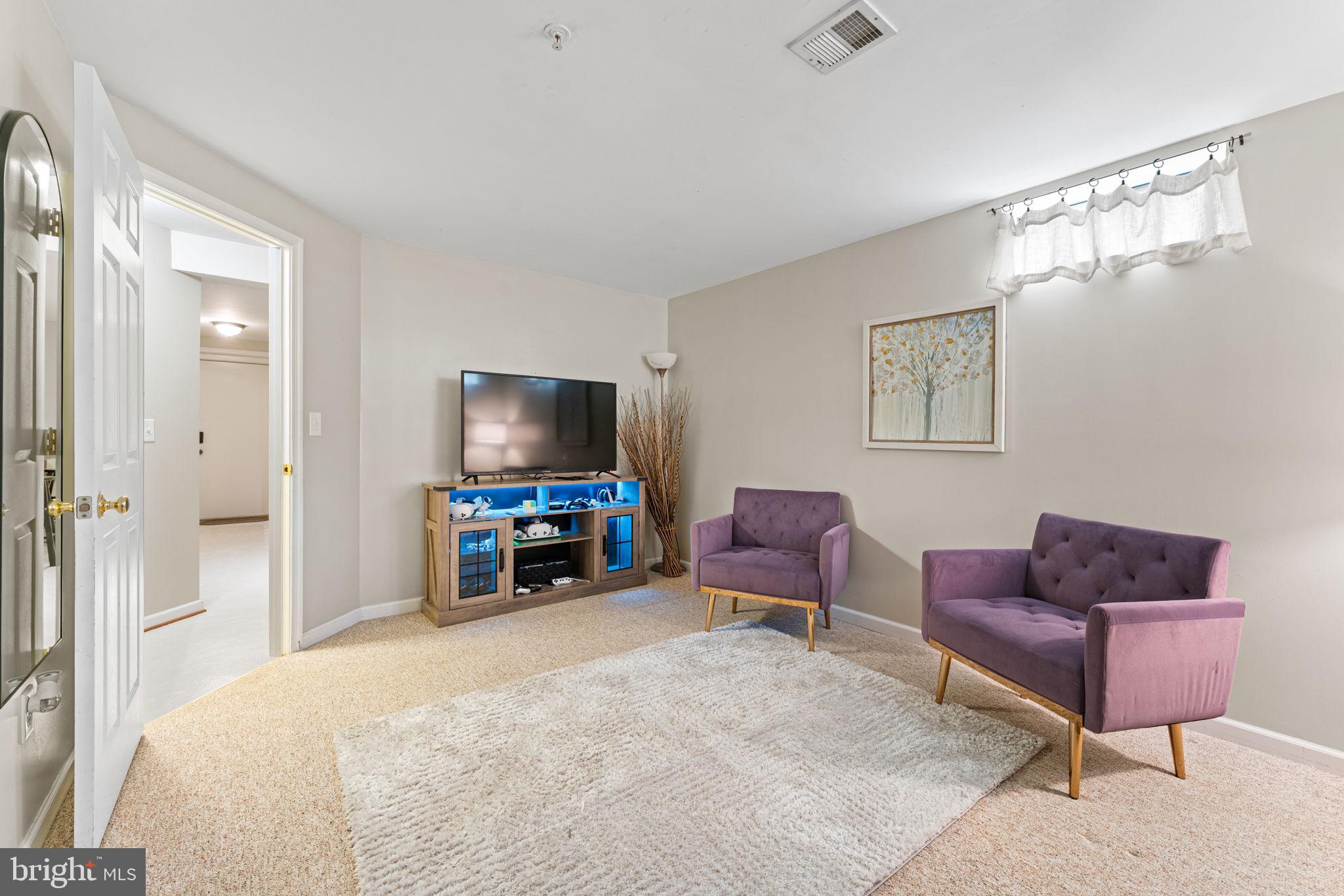 COLLINGTON ESTATES - Residential