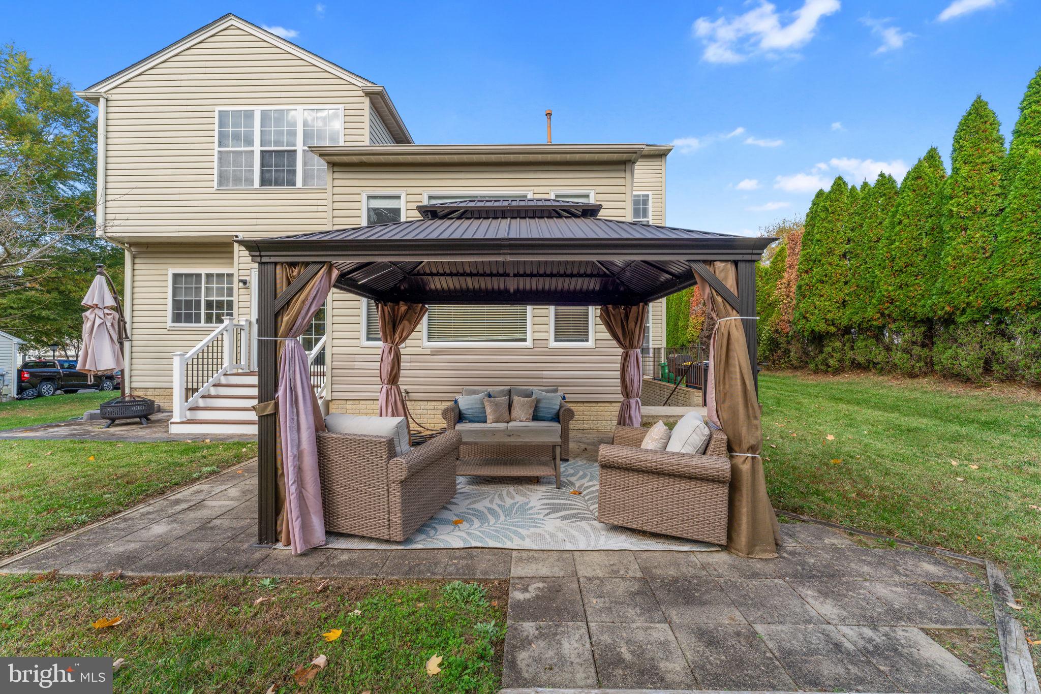 COLLINGTON ESTATES - Residential