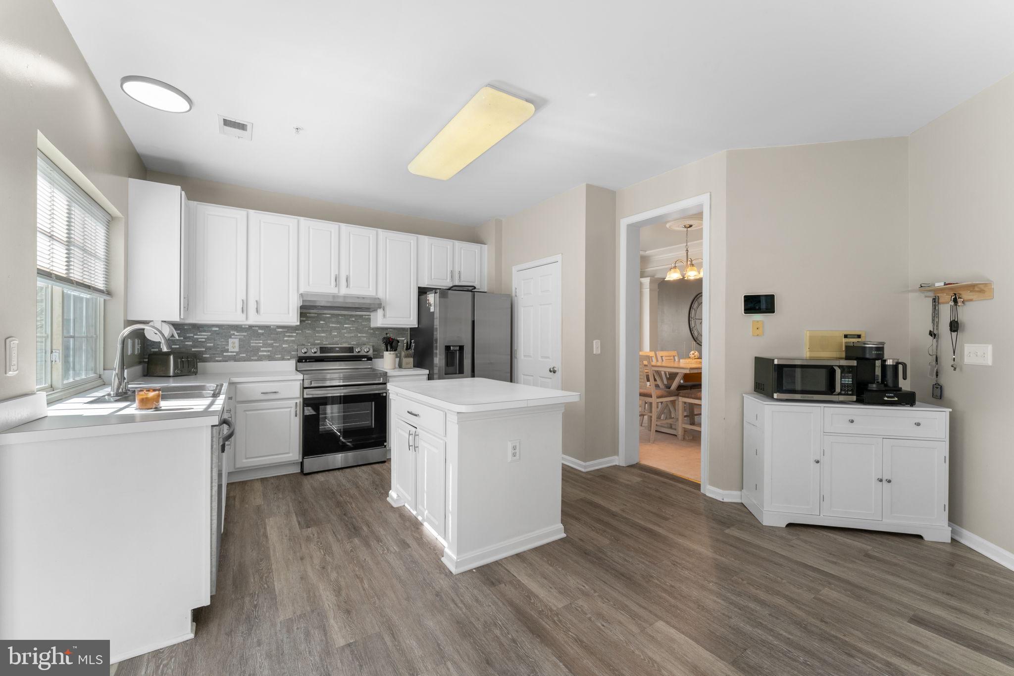 COLLINGTON ESTATES - Residential