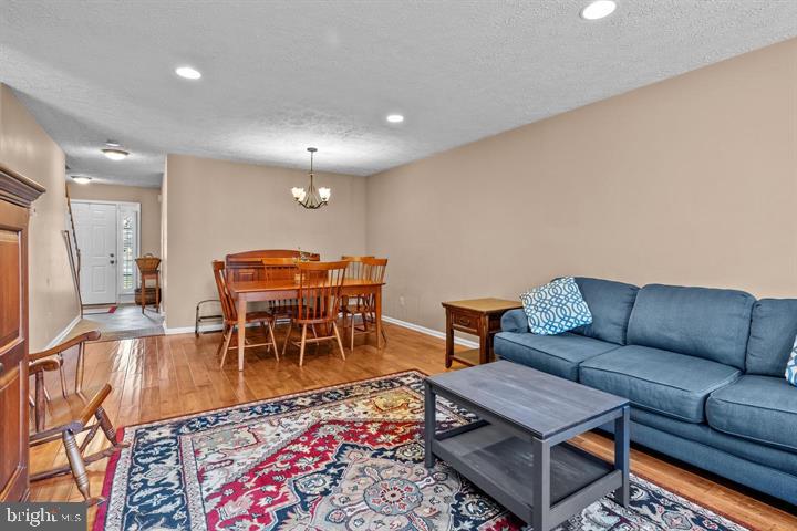 ORCHARD HILL - Residential