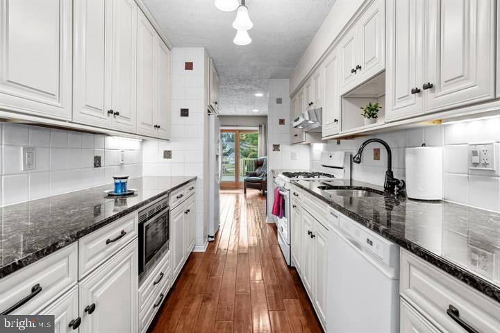 ORCHARD HILL - Residential