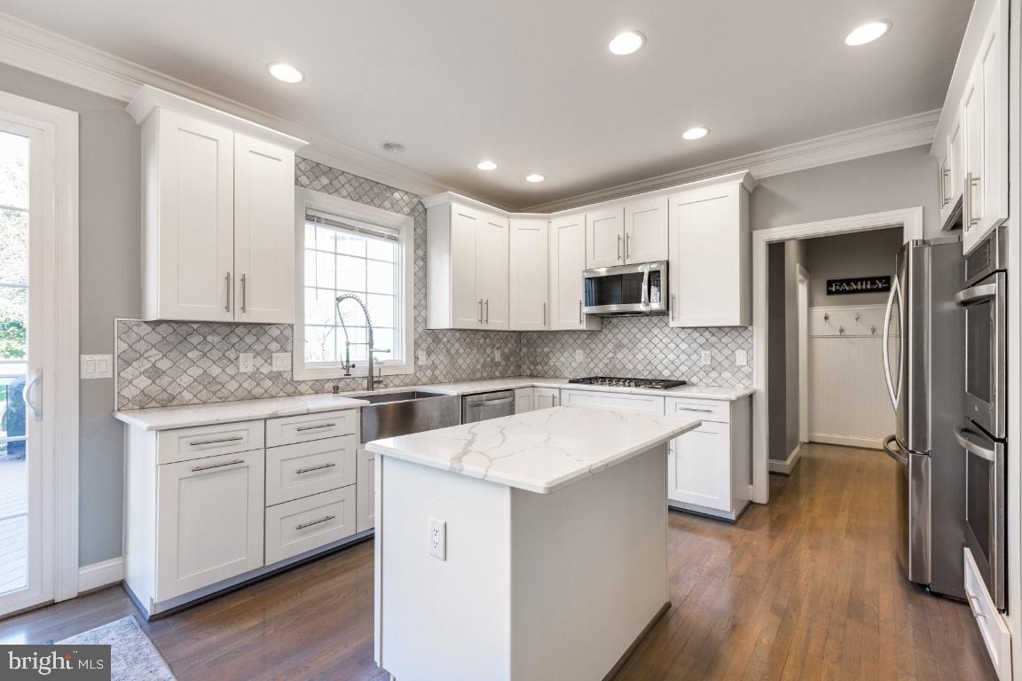 DOMINION VALLEY COUNTRY CLUB - Residential