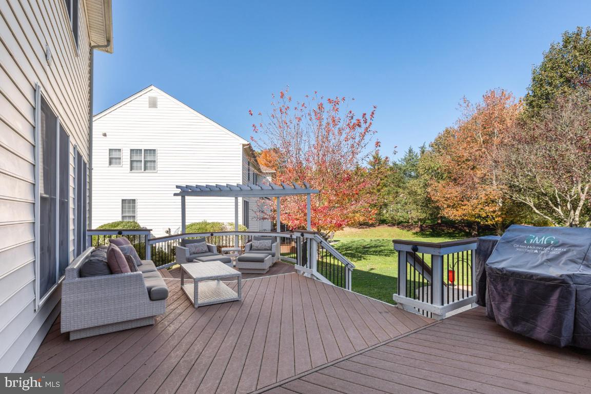 DOMINION VALLEY COUNTRY CLUB - Residential