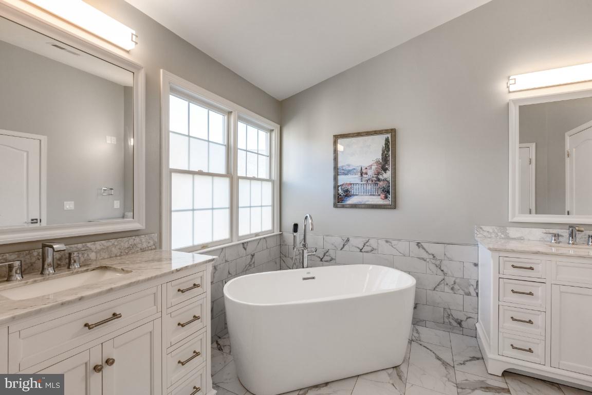 DOMINION VALLEY COUNTRY CLUB - Residential