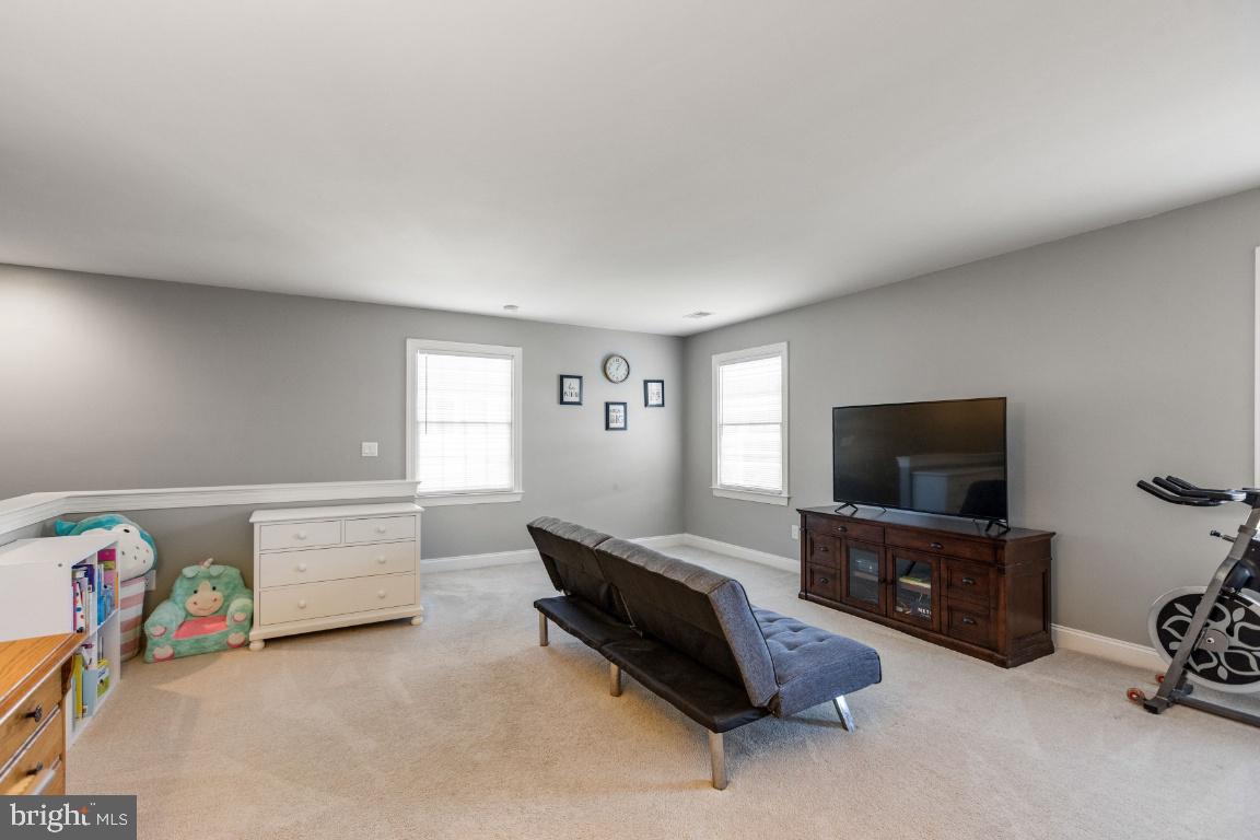 DOMINION VALLEY COUNTRY CLUB - Residential