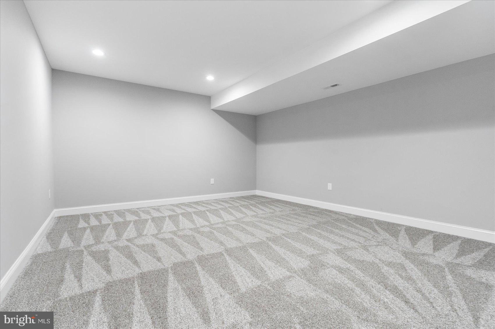 SOUTH CARROLL ESTATES - Residential