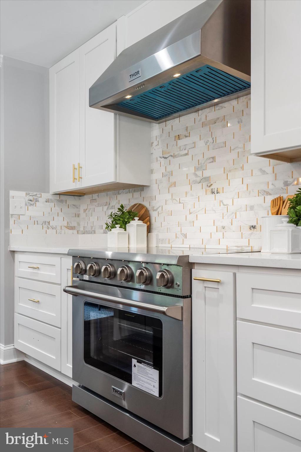 SOUTH CARROLL ESTATES - Residential