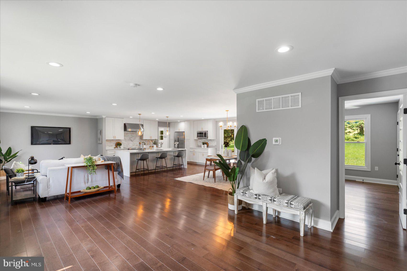 SOUTH CARROLL ESTATES - Residential