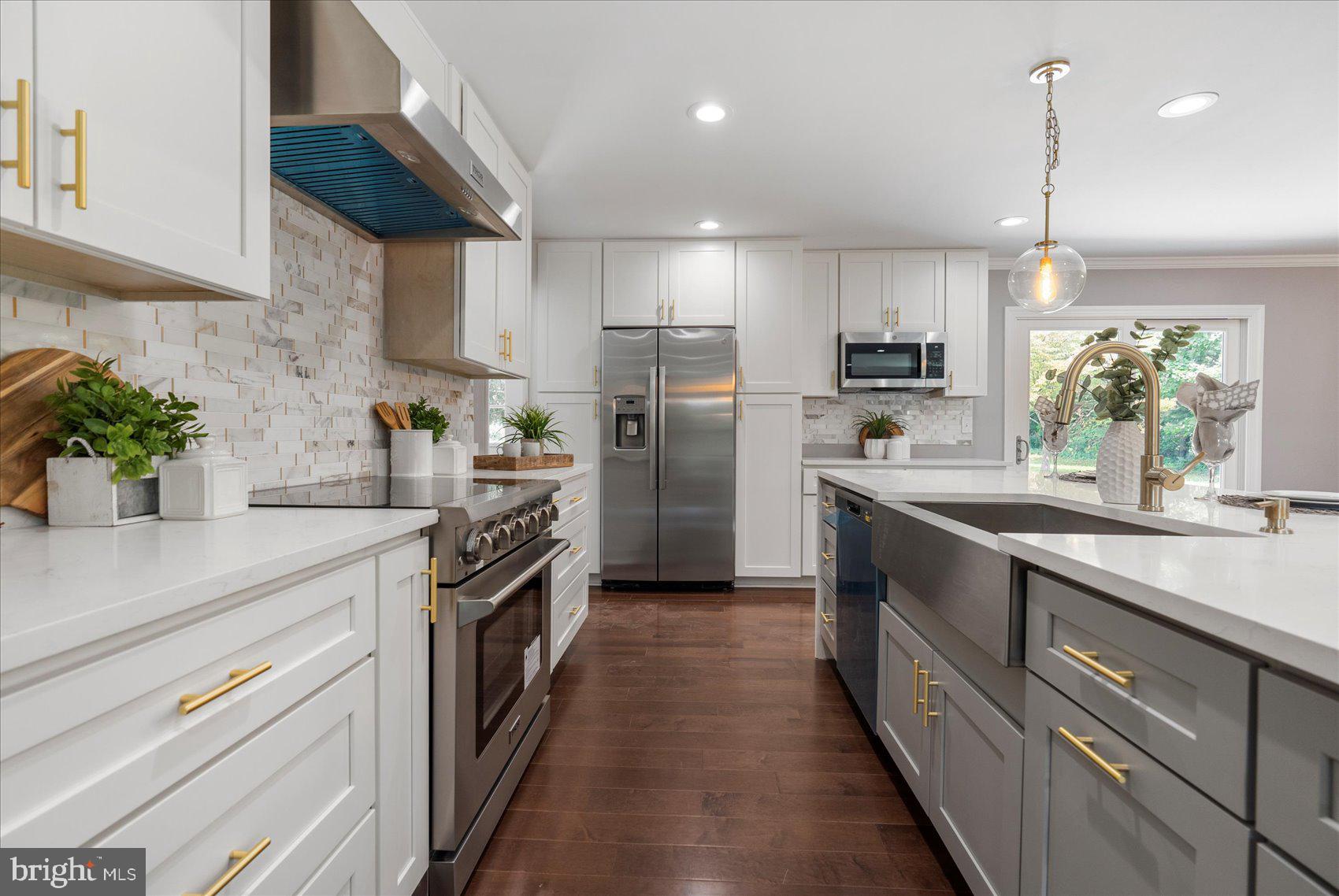 SOUTH CARROLL ESTATES - Residential