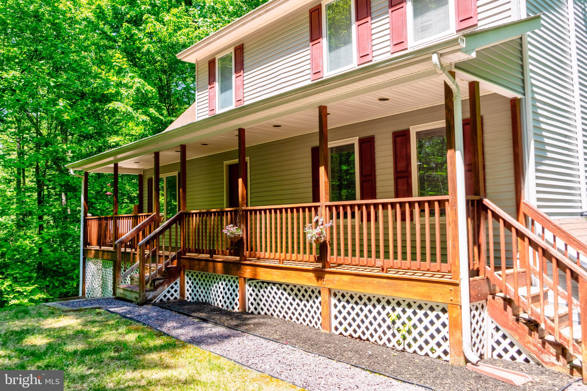 PRESIDENTIAL LAKES - Residential