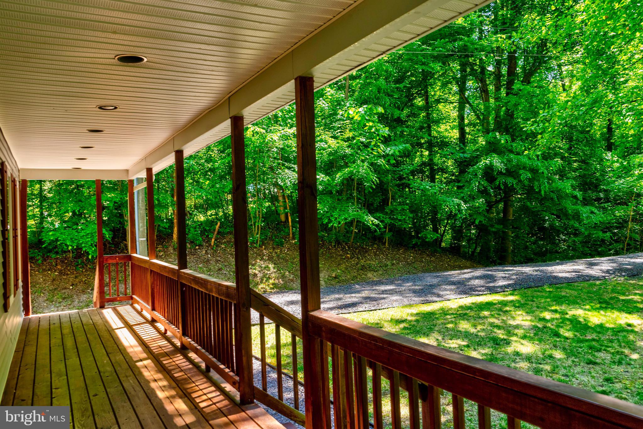 PRESIDENTIAL LAKES - Residential