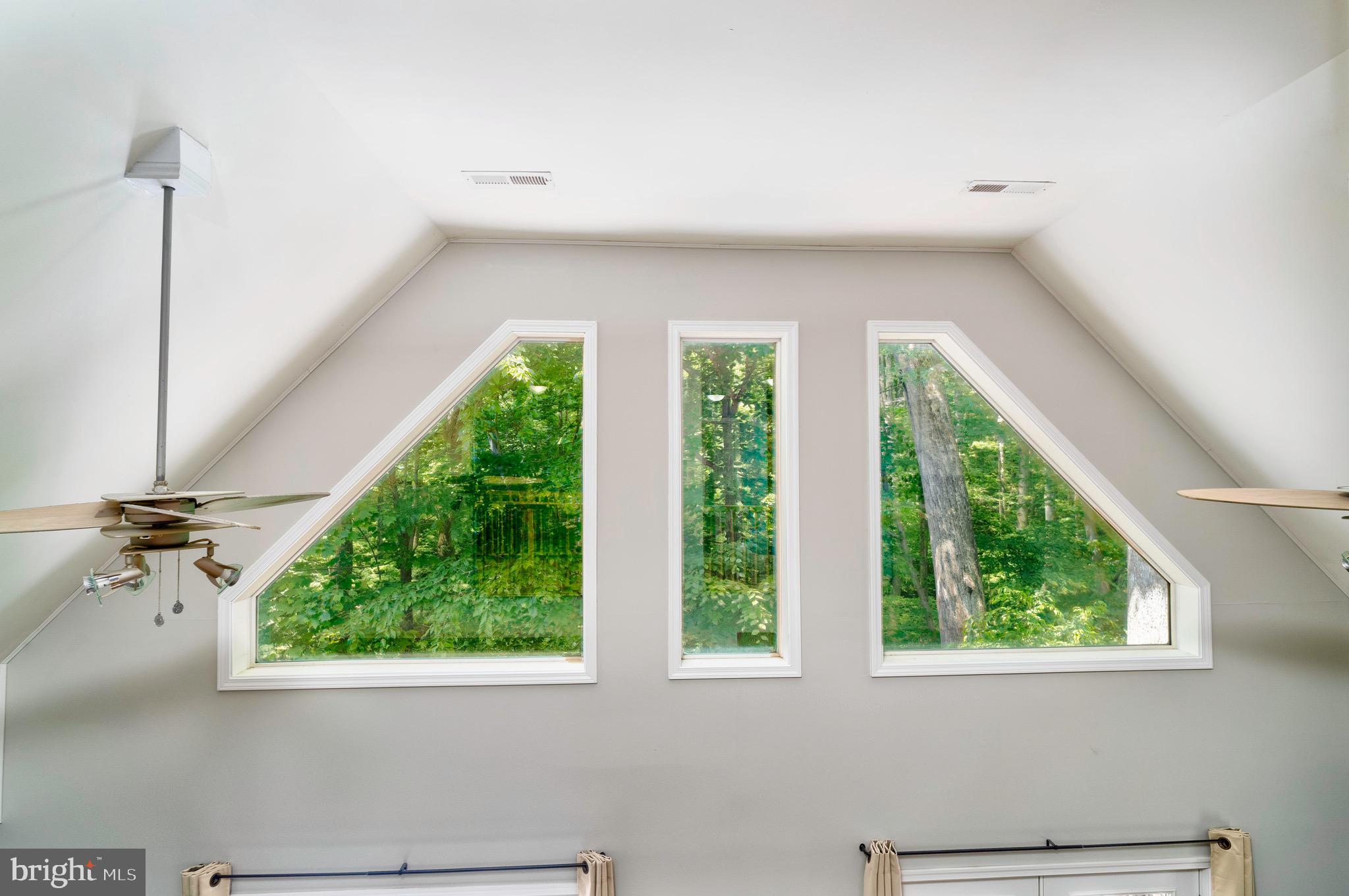 PRESIDENTIAL LAKES - Residential