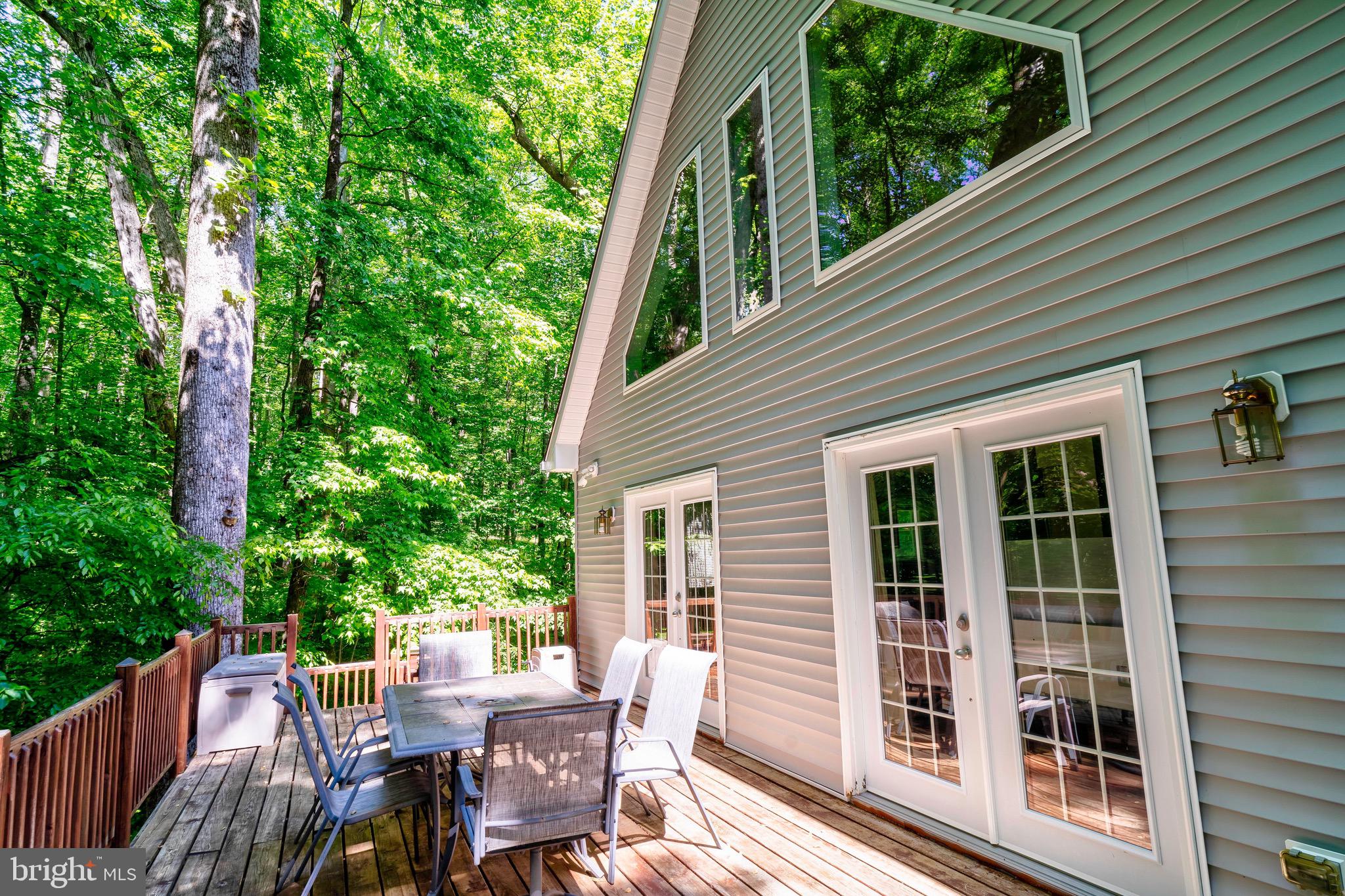 PRESIDENTIAL LAKES - Residential