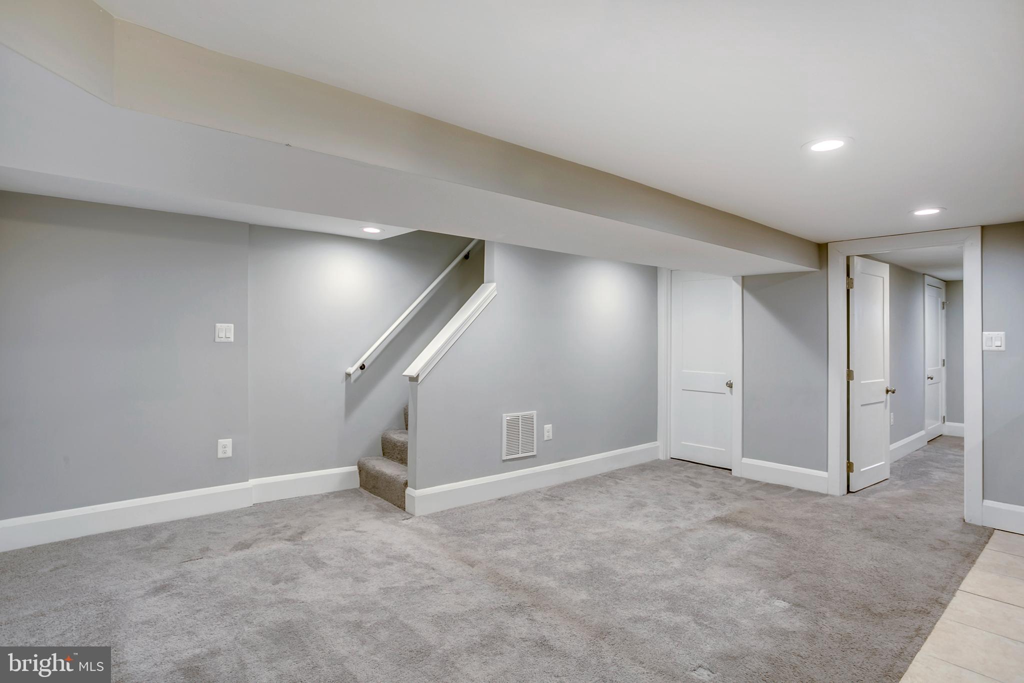 HAMPDEN HISTORIC DISTRICT - Residential