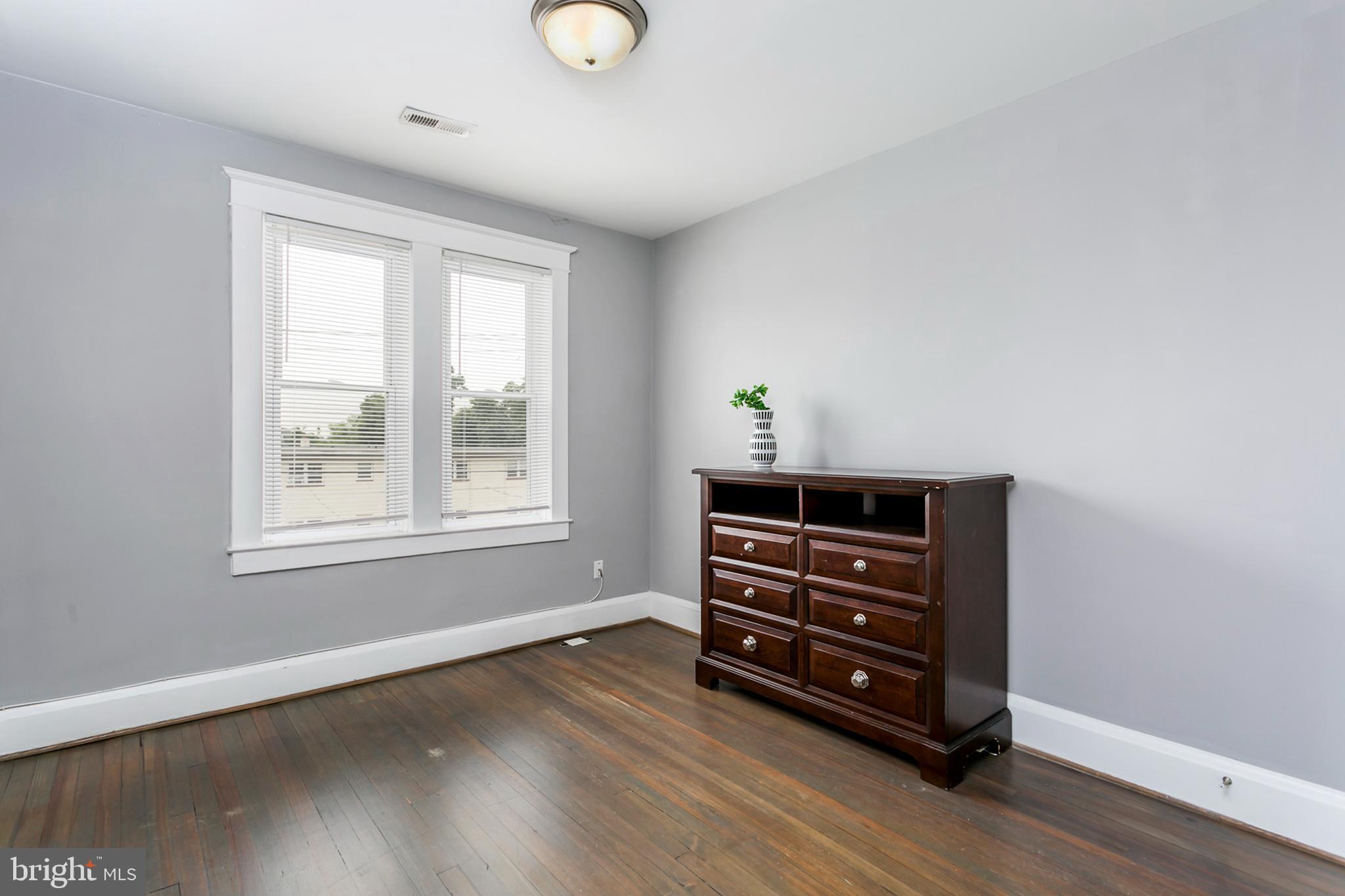 HAMPDEN HISTORIC DISTRICT - Residential