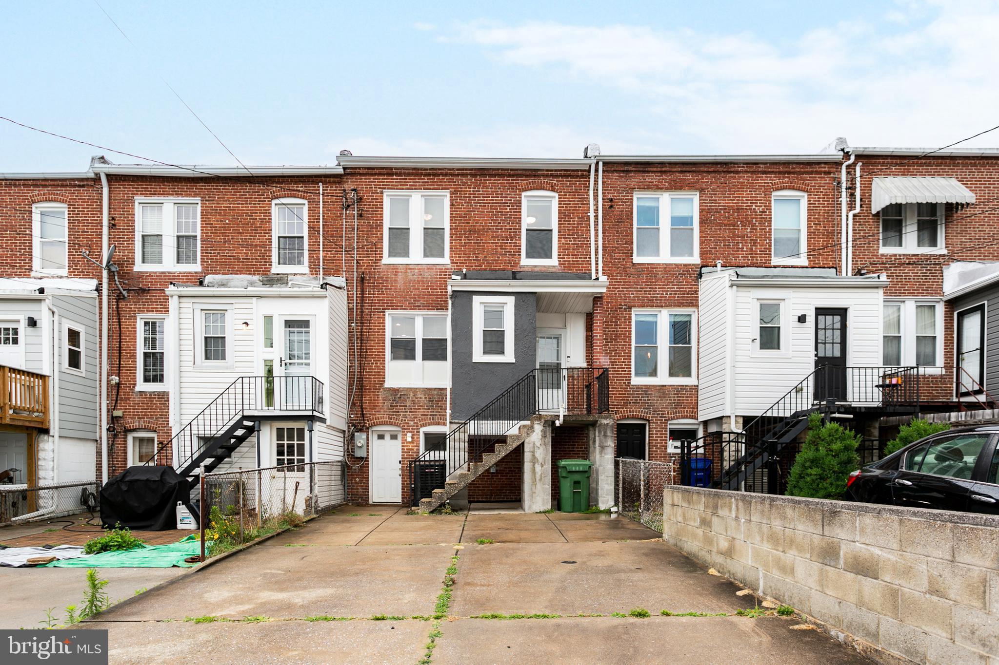 HAMPDEN HISTORIC DISTRICT - Residential