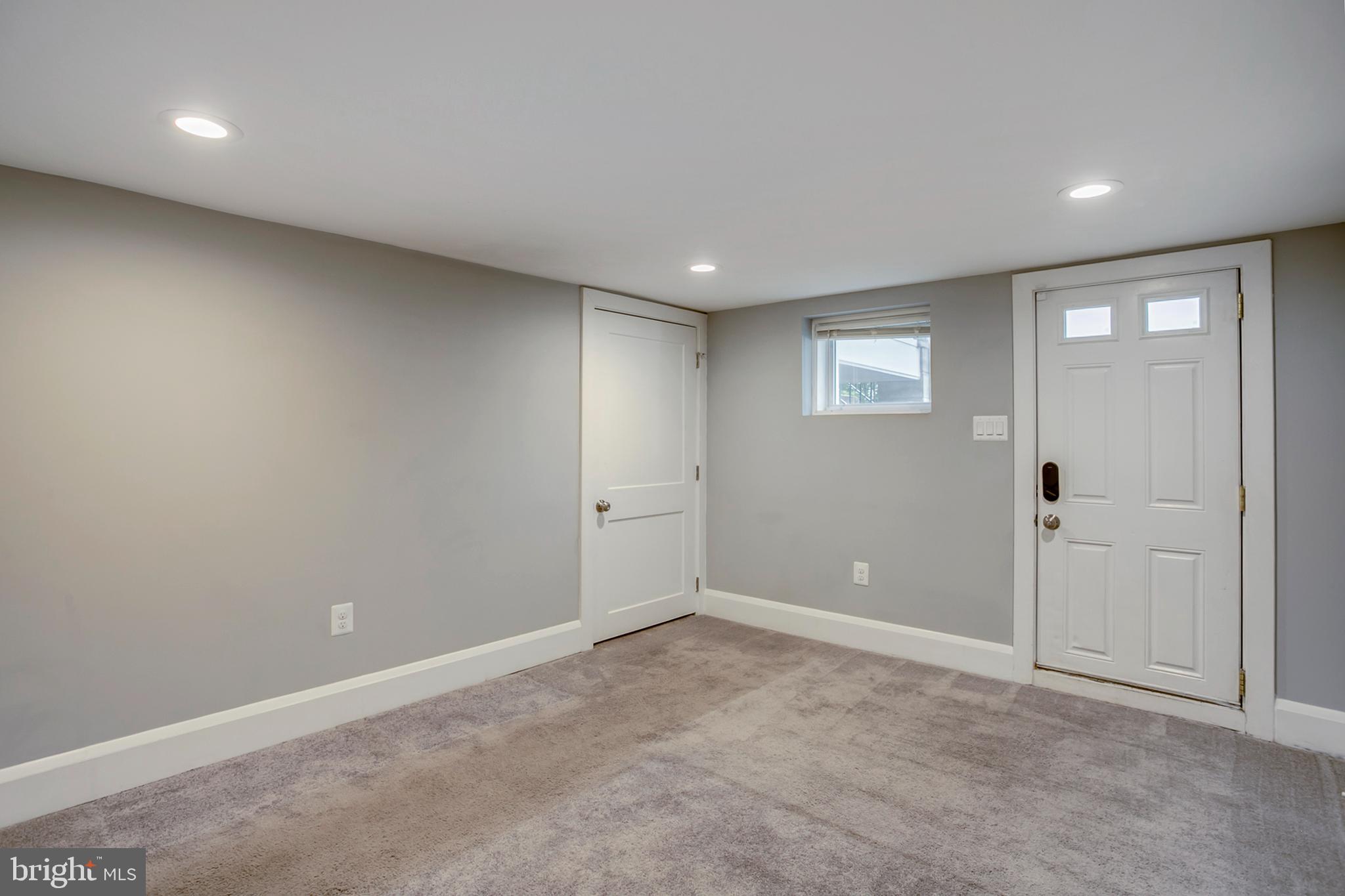 HAMPDEN HISTORIC DISTRICT - Residential