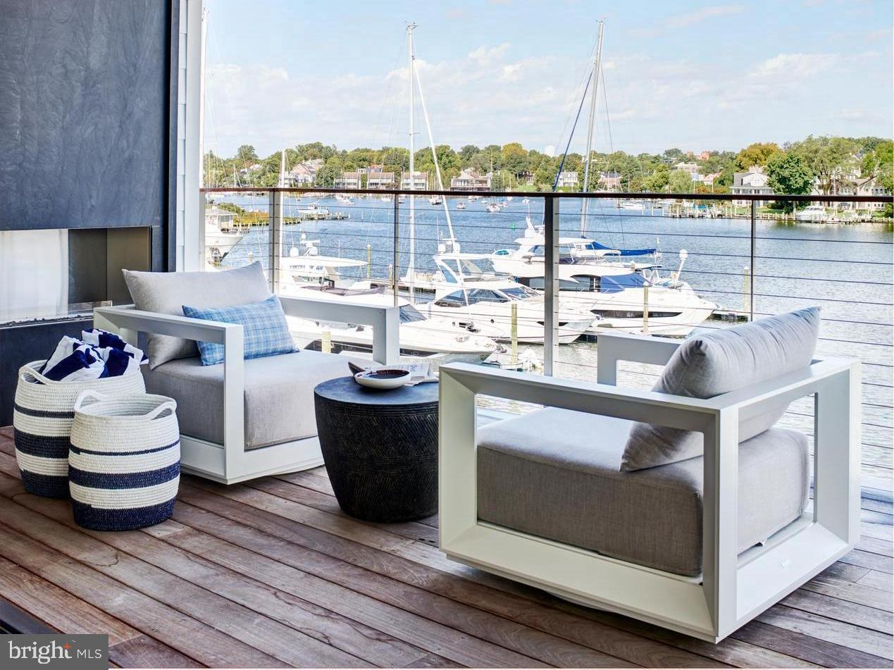EASTPORT - Residential