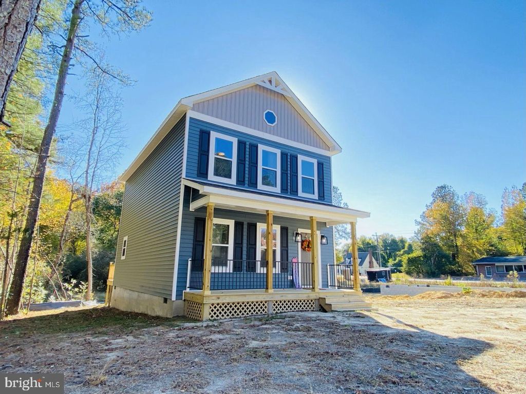 Photo of 326 2nd Avenue, ALBERTA, VA 23821 (MLS # VABW2000094)
