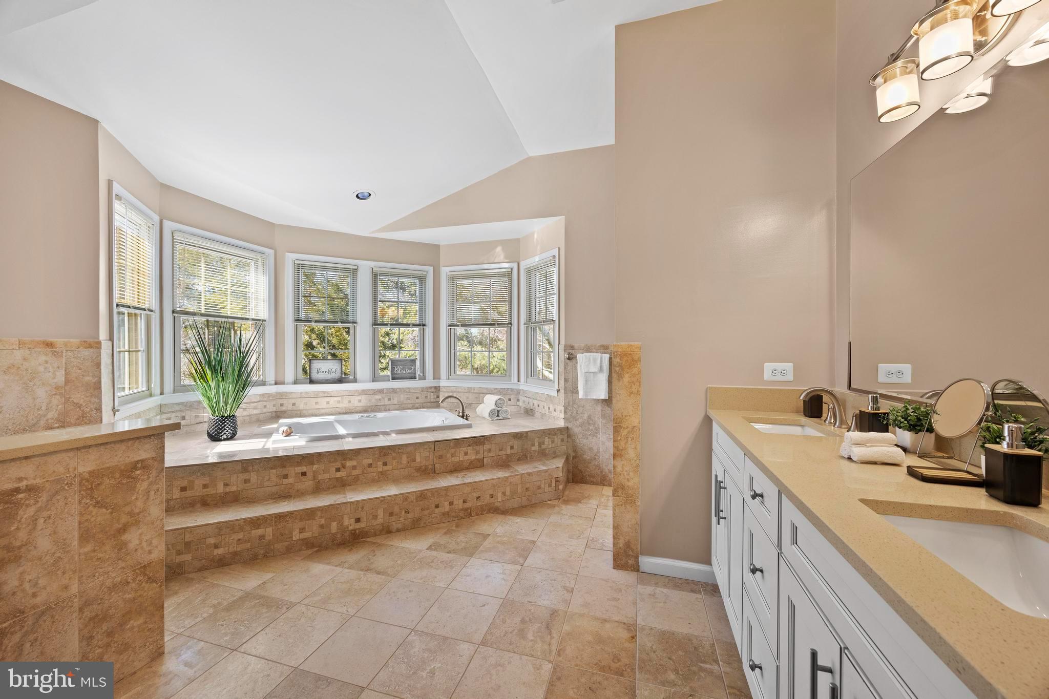 GREAT FALLS OVERLOOK - Residential