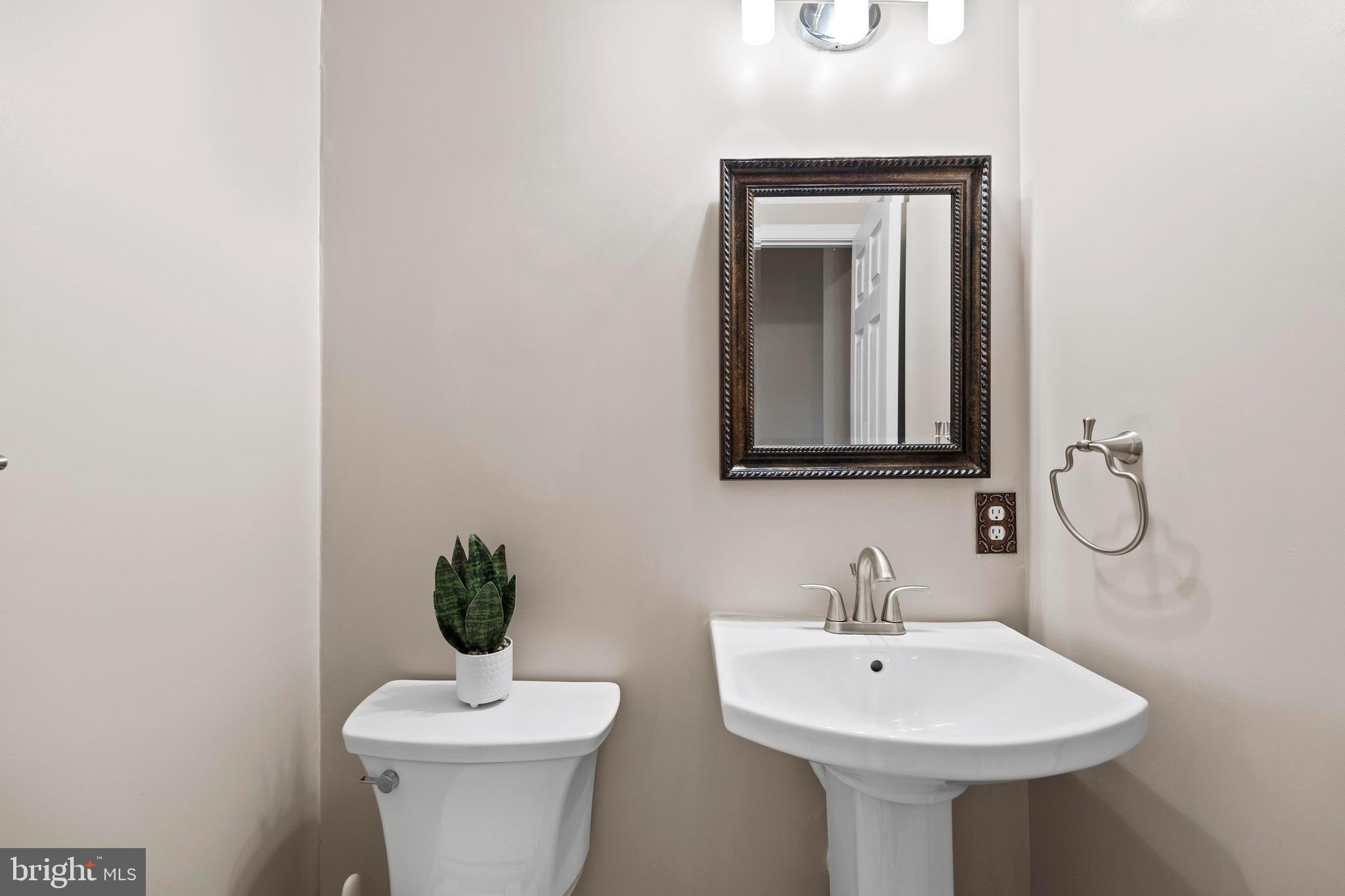 GREAT FALLS OVERLOOK - Residential